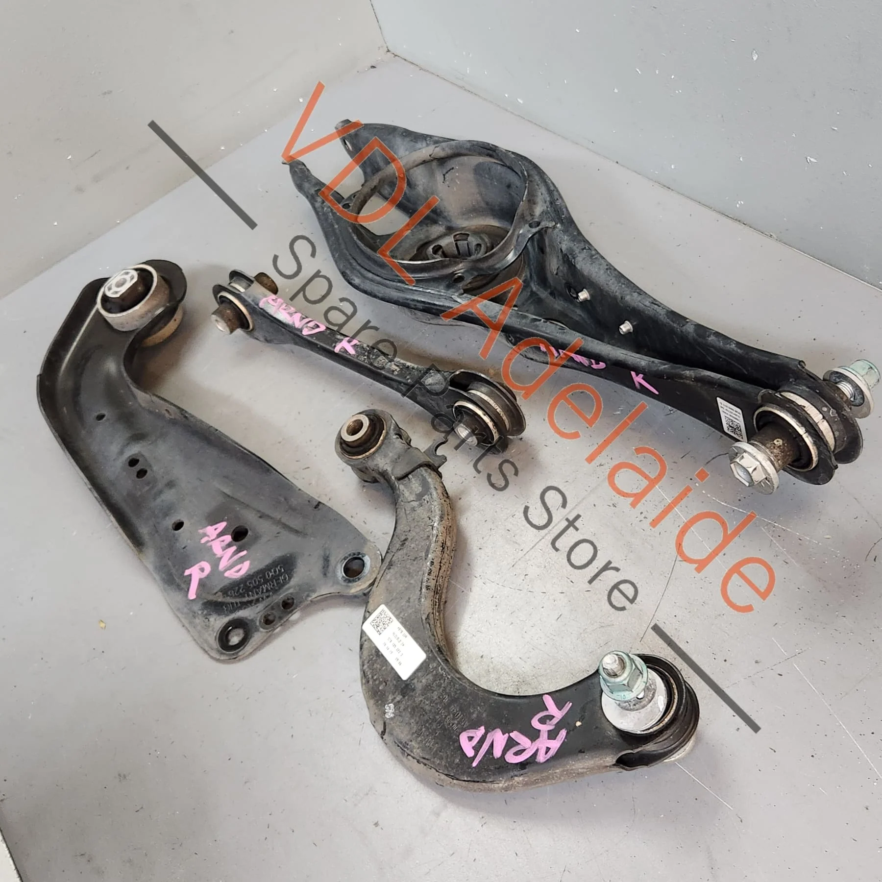 VW Golf R MK7 7.5 Rear Suspension Control Arms Wishbone Right Set - Image 2