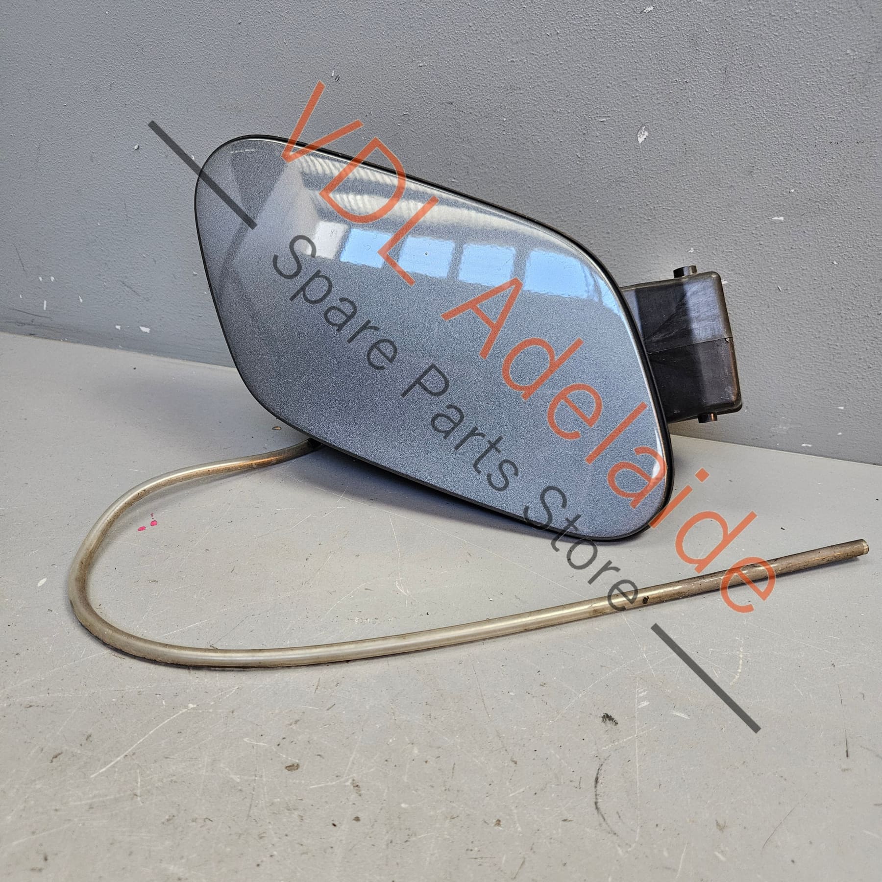 VW Golf MK7 Fuel Filler Door Cap Flap 5G0809857 5G0809909 GRU Indium Grey LR7H X3X3