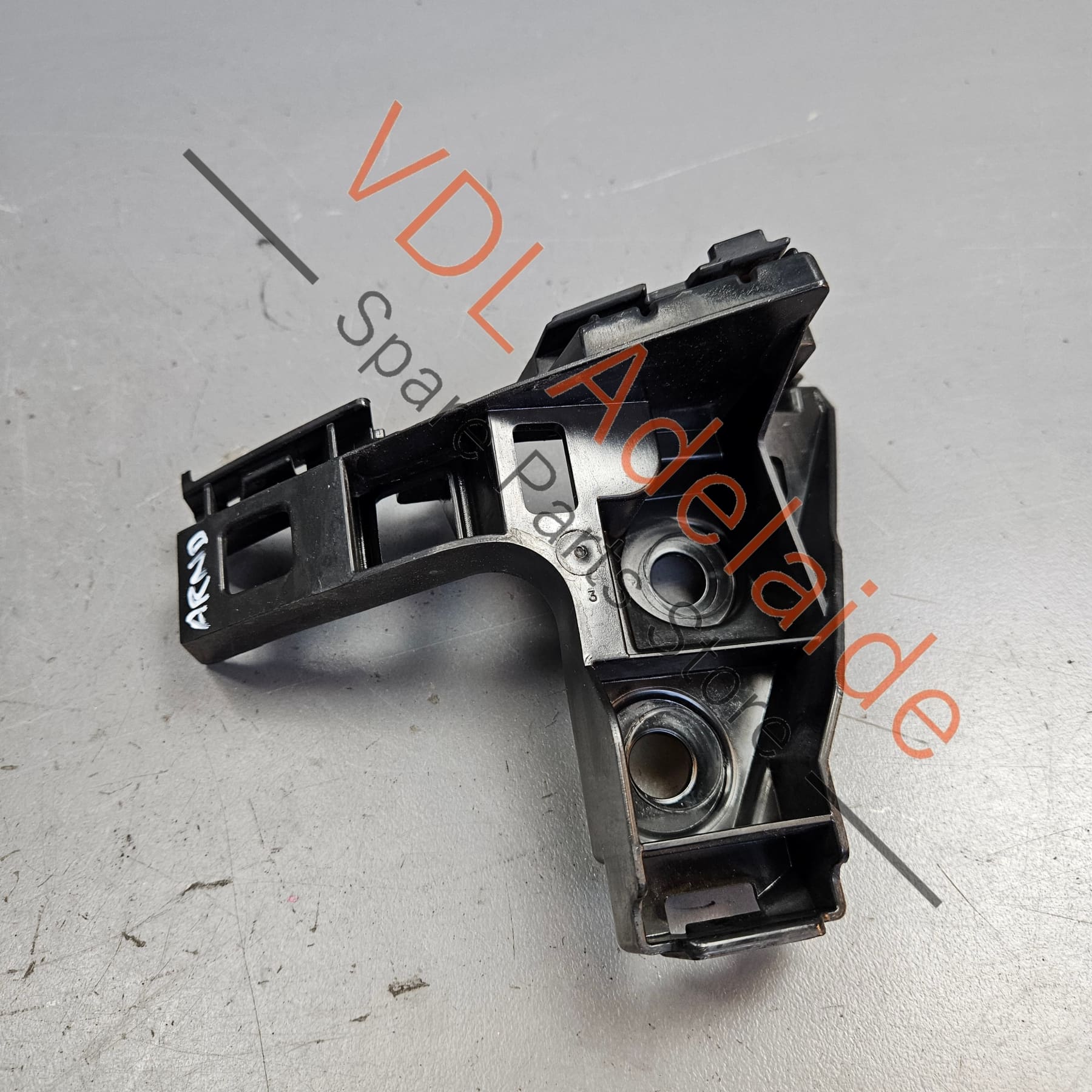 VW Golf MK7 Rear Left Bumper Bar Bracket 5G6807393A - Image 4
