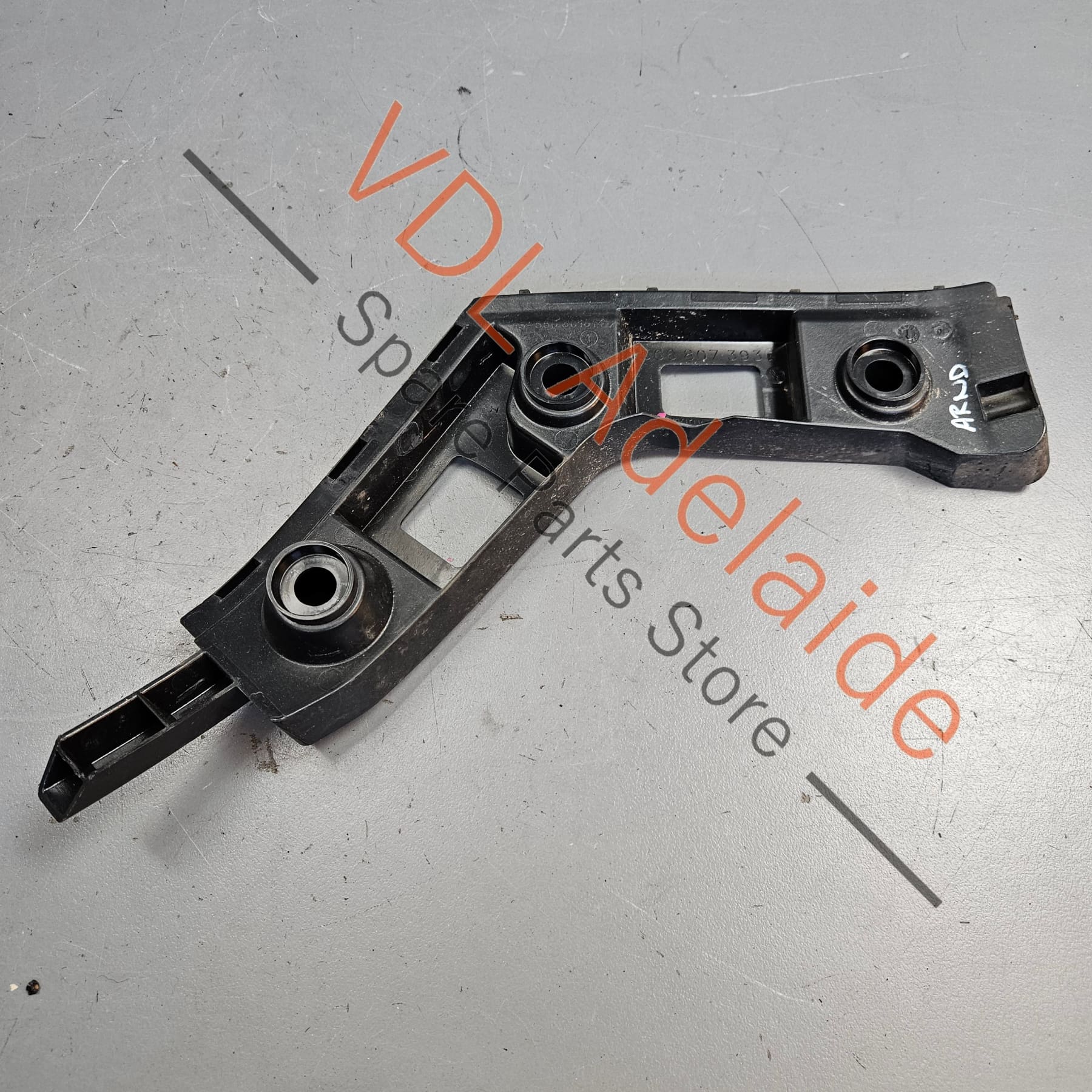 VW Golf MK7 Rear Left Bumper Bar Bracket 5G6807393