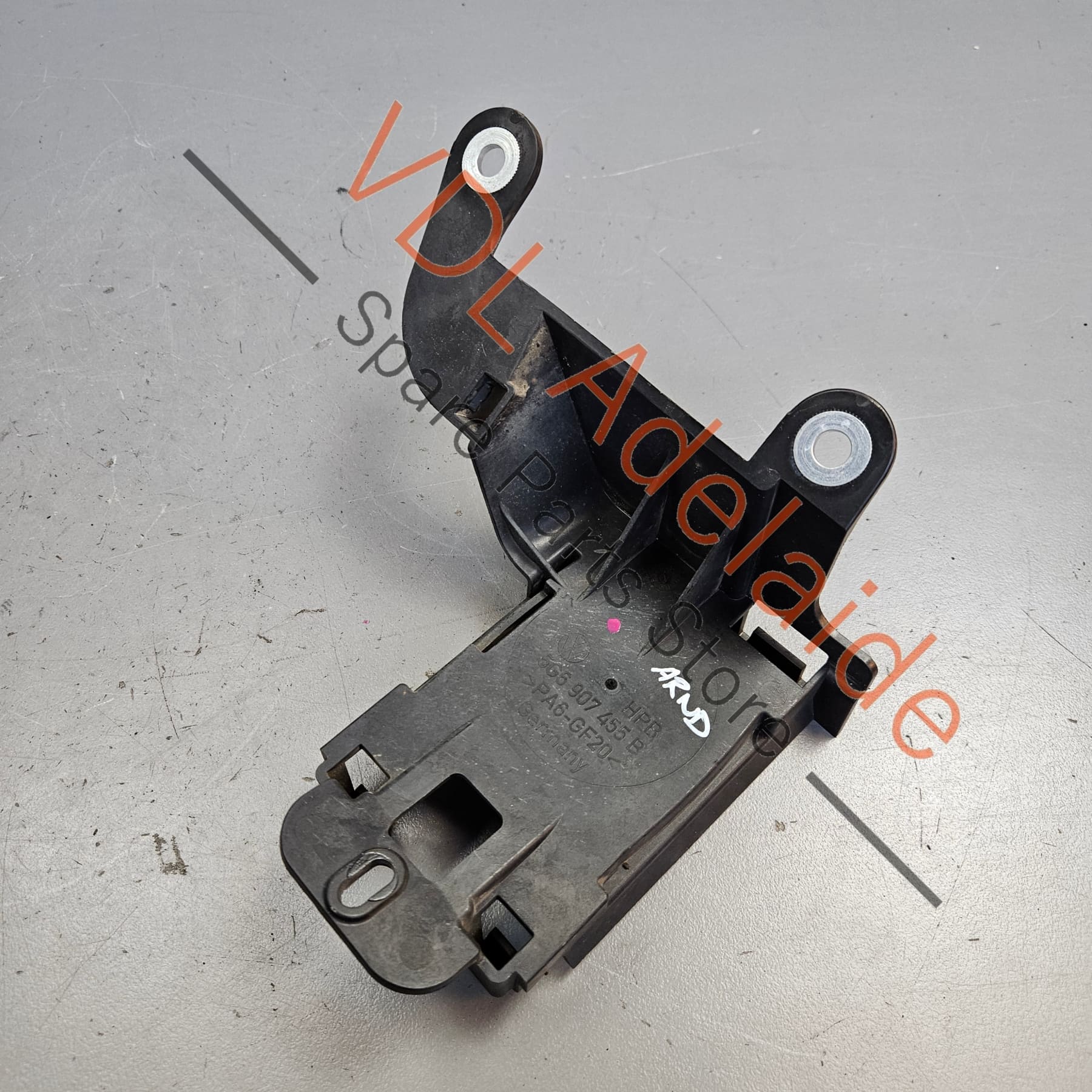 VW Golf Audi A3 Blind Spot Radar Rear Left Mounting Bracket 5G6907455C - Image 3