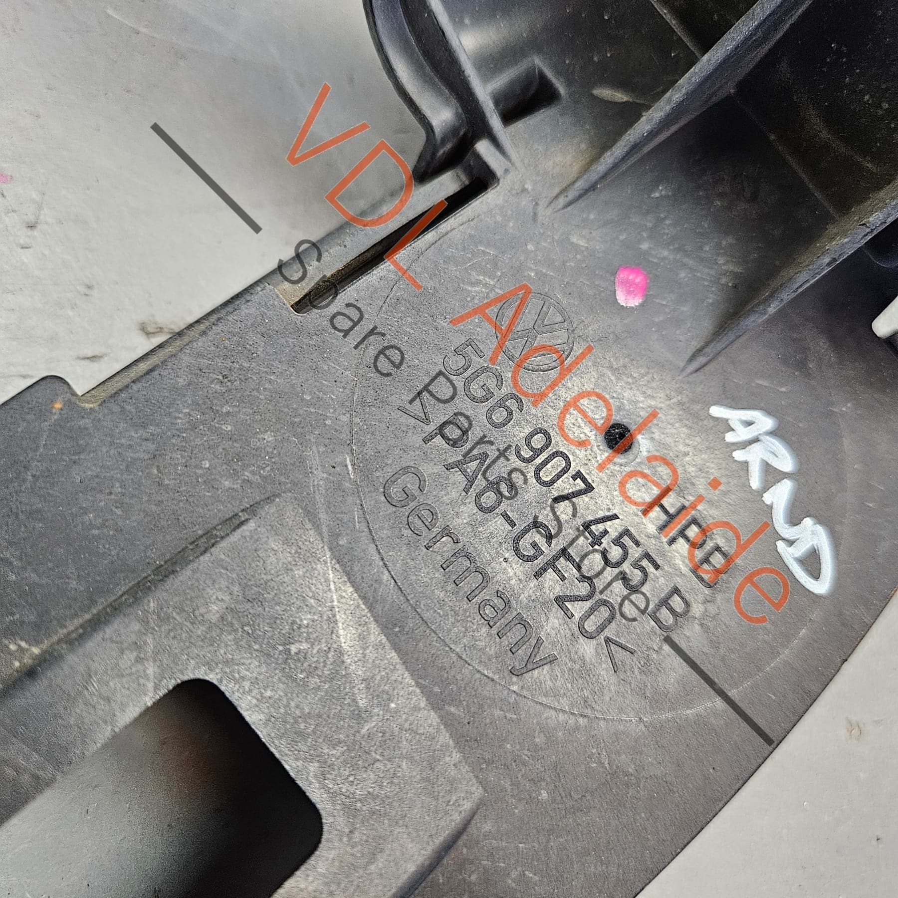 VW Golf Audi A3 Blind Spot Radar Rear Left Mounting Bracket 5G6907455C - Image 4