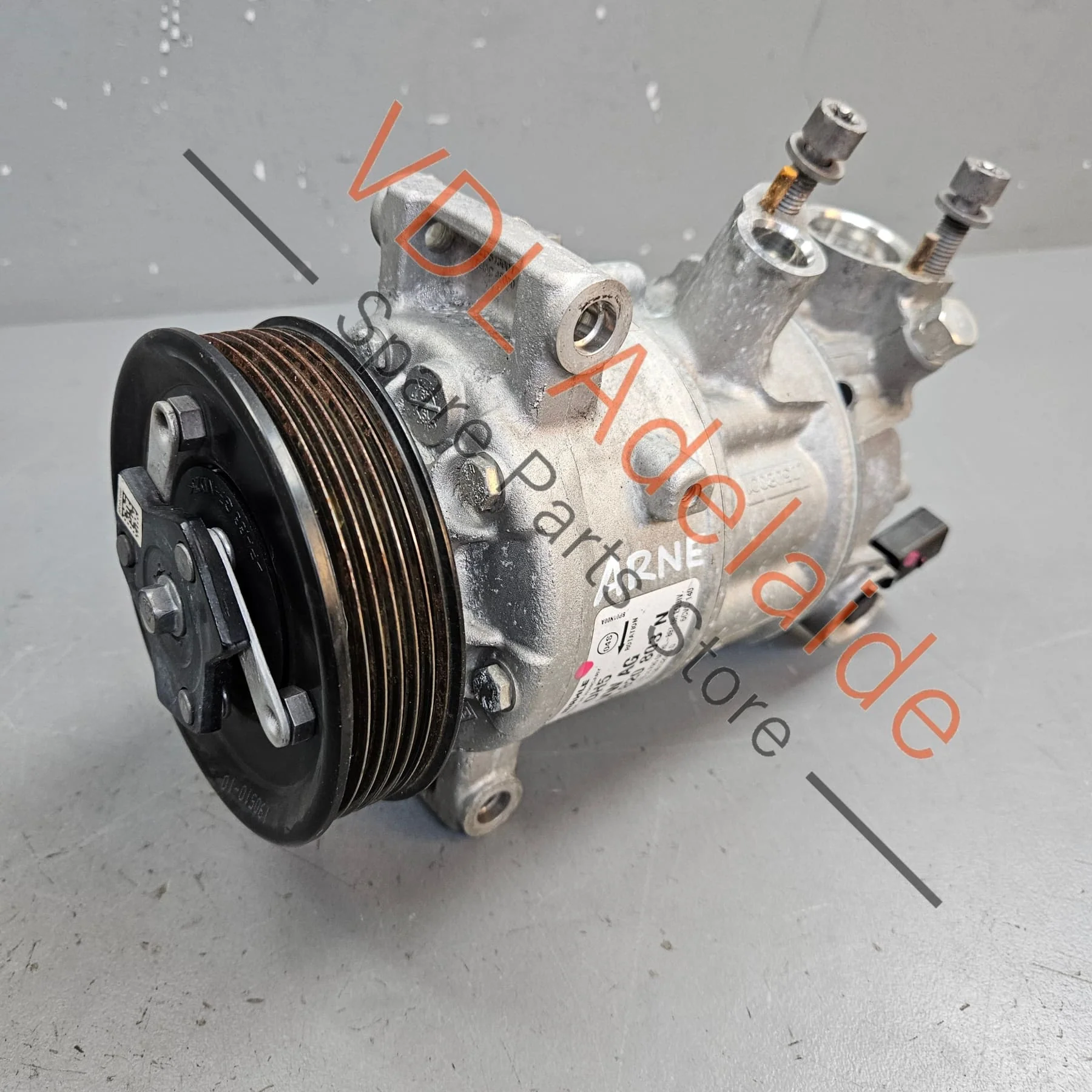VW Audi AC Compressor 5Q0820803N 5Q0820803P