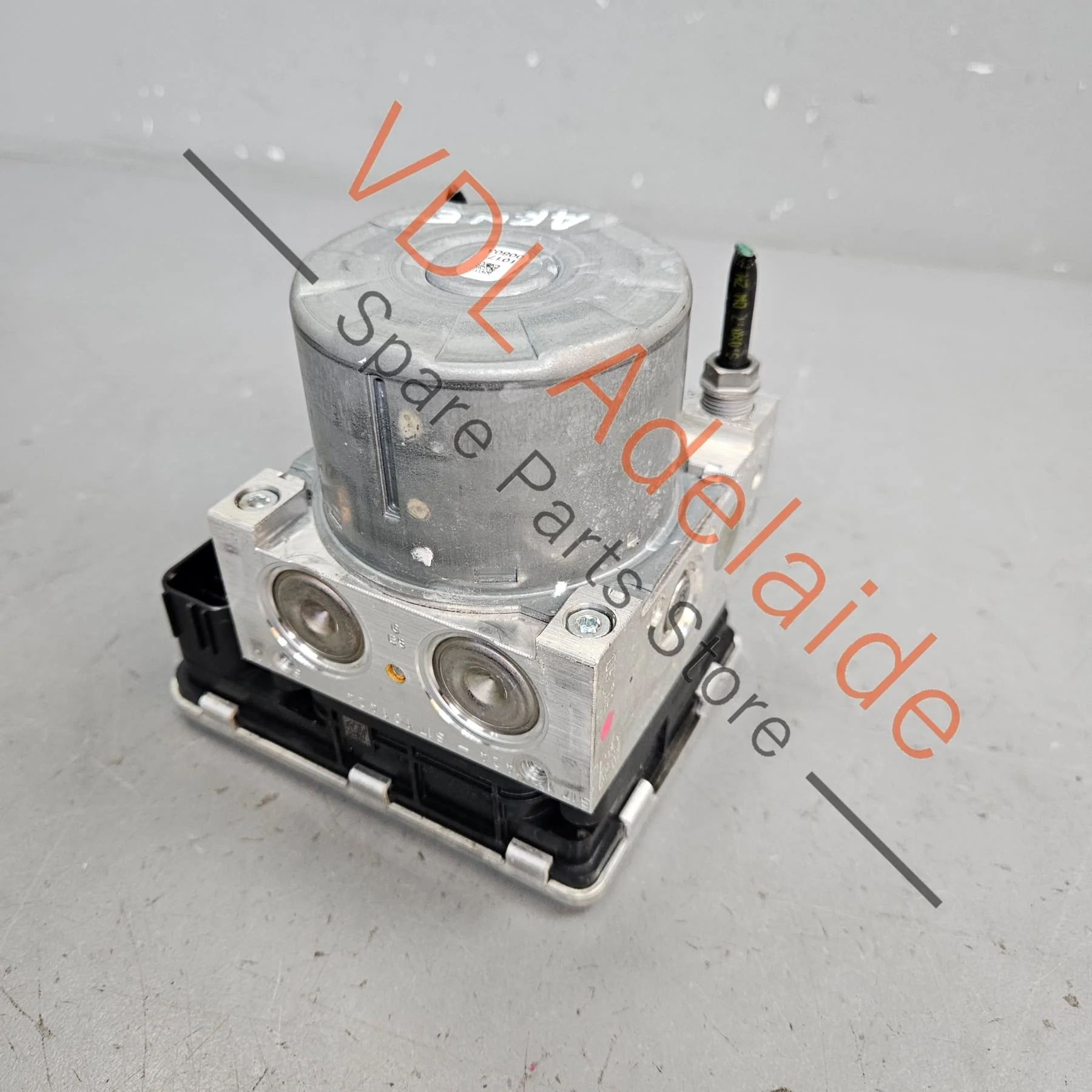 VW Golf MK7.5 ABS Brake Pump Module 5Q0614517DL BEF 5Q0907379DL - Image 3