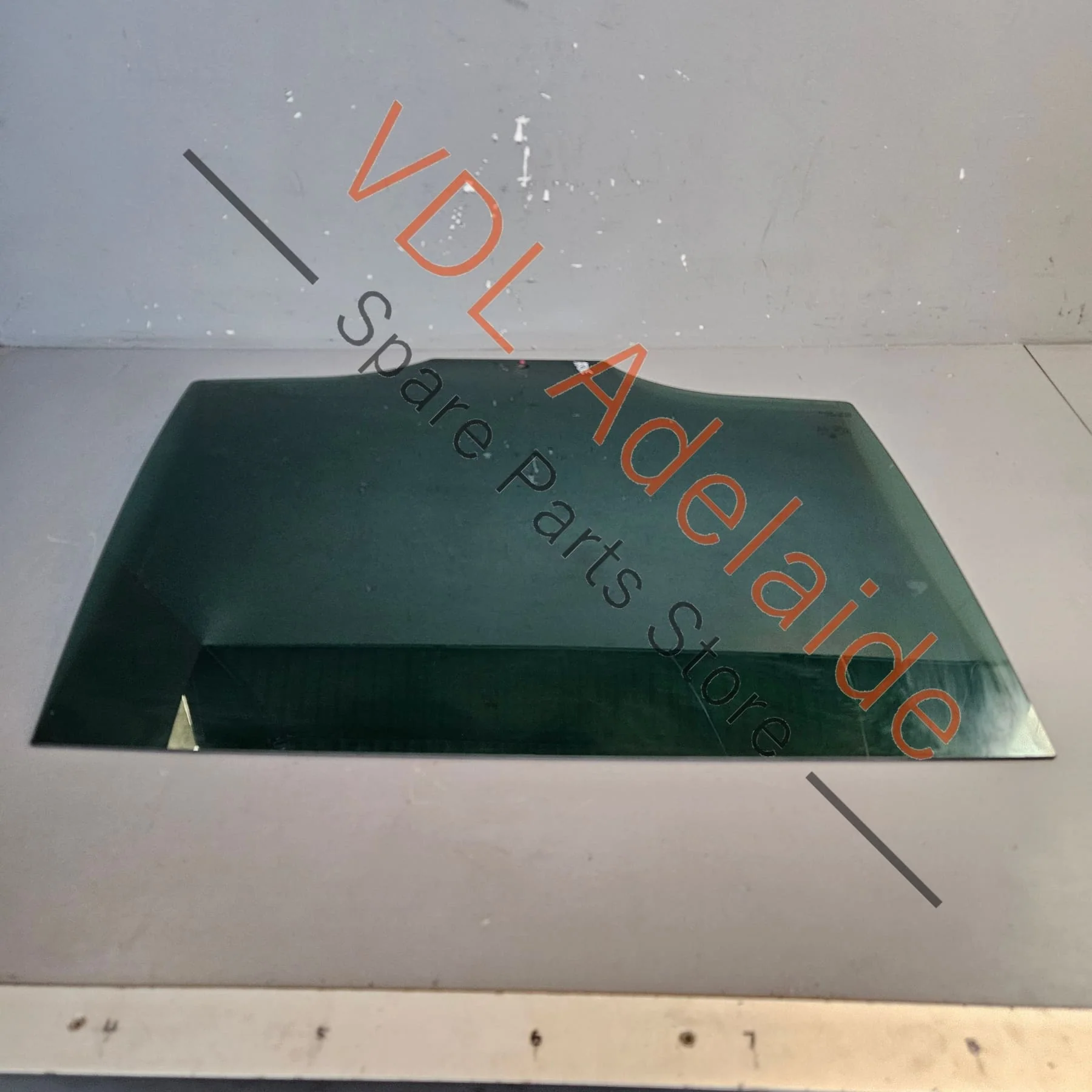 VW Golf MK7 7.5 Rear Right Dark Tinted Window Glass 5G6845026A - Image 3