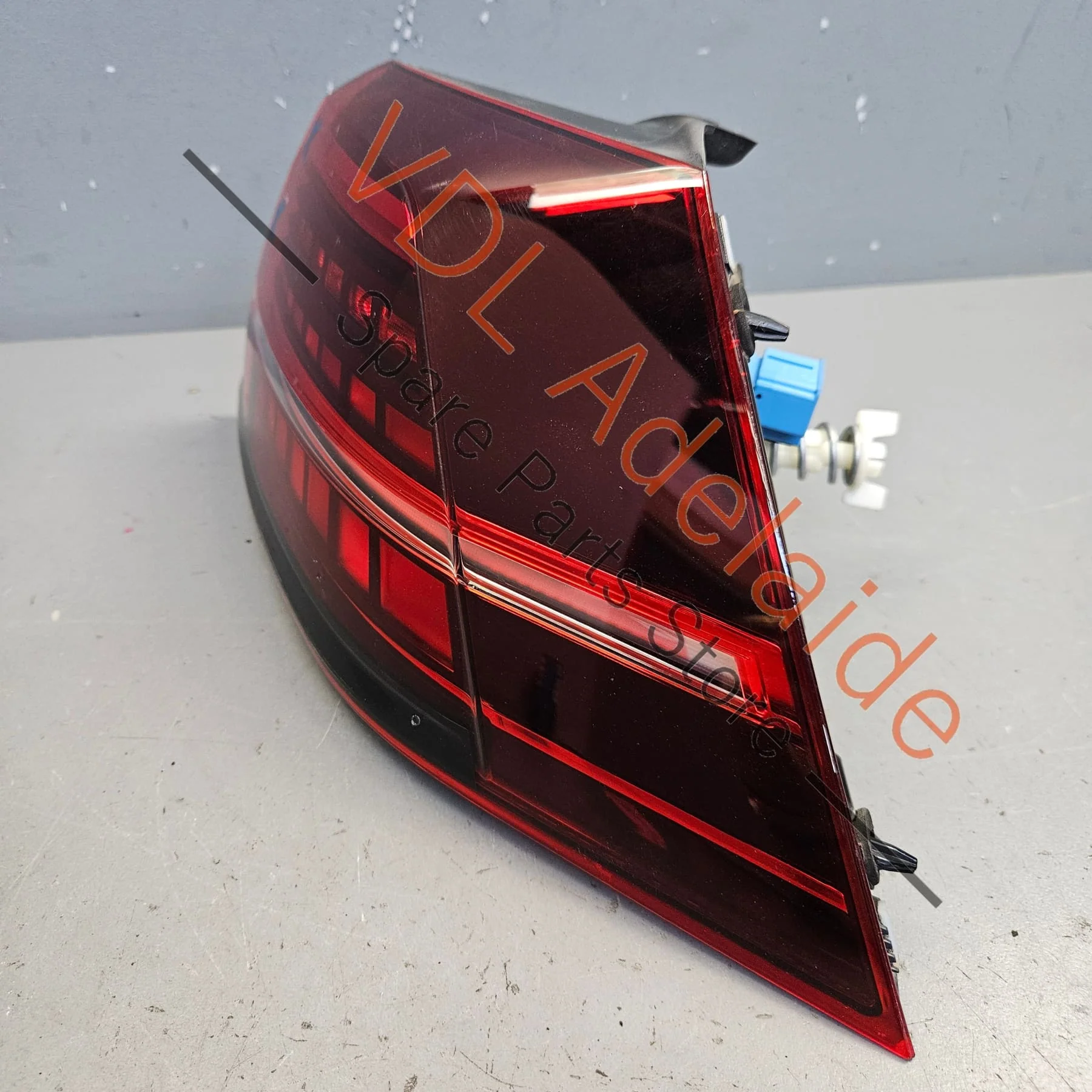 VW Golf MK7.5 R Right Outer LED Tail Light Taillight 5G0945208G - Image 4