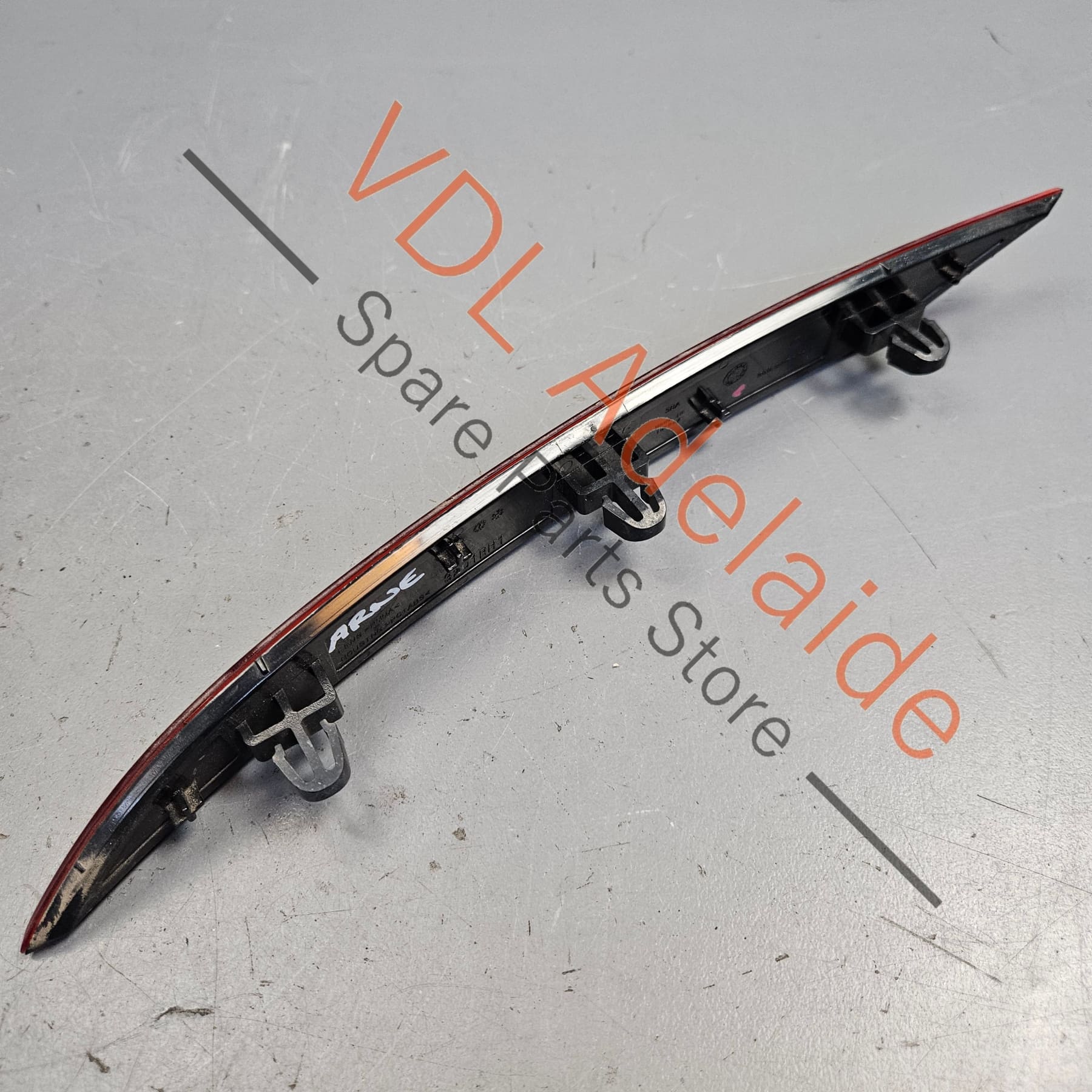 VW Golf R MK7.5 Rear Right Bumper Reflector 5G0945106C - Image 4