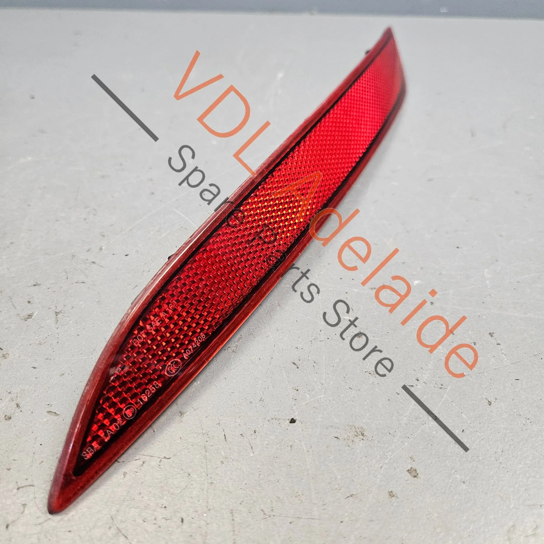 VW Golf R MK7.5 Rear Left Bumper Reflector 5G0945105C - Image 3