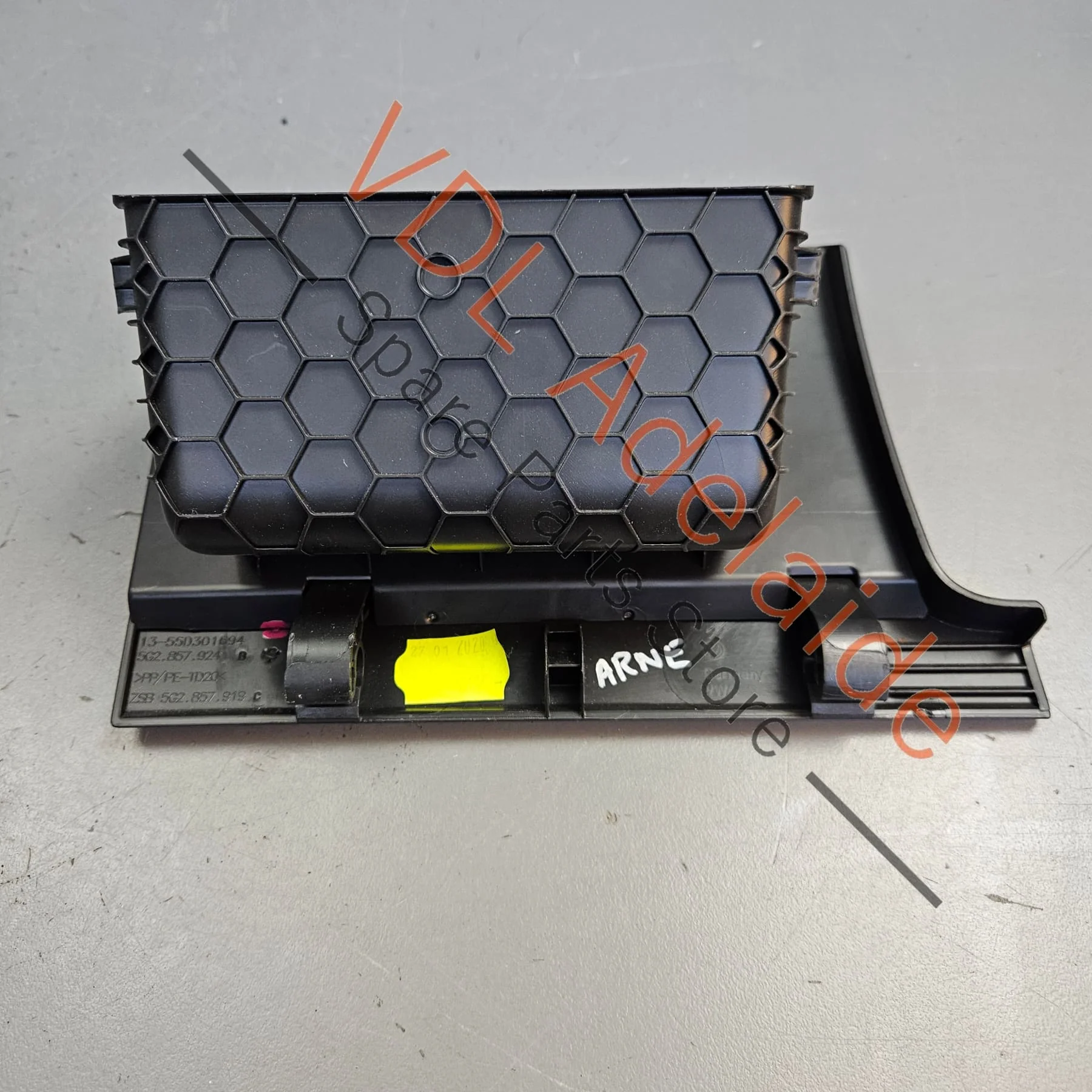 VW Golf MK7 Drivers Side RHS Glove Storage Compartment 5G2857919C 82V - Image 3