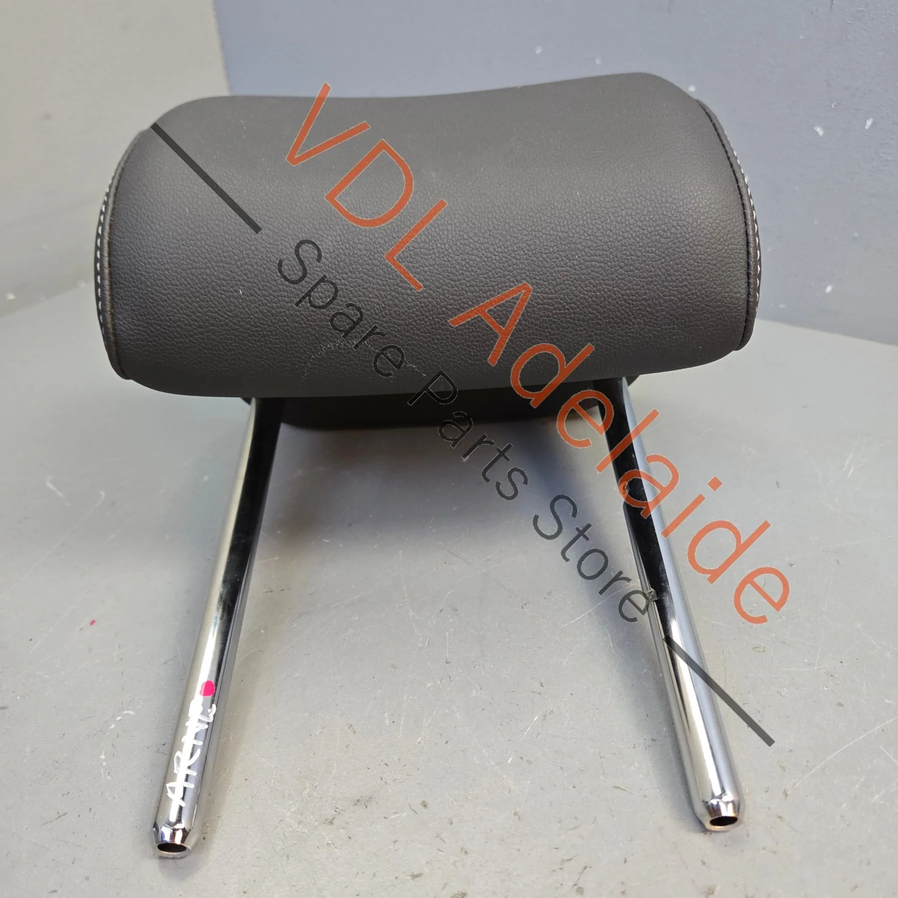 VW Golf MK7 Rear Outer Left or Right Side Seat Headrest Head Rest 5G0885901AF CMR - Image 5