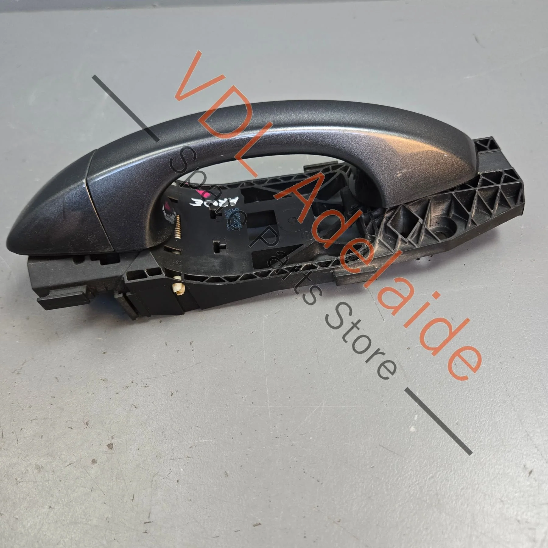 Volkswagen VW Golf GTi Mk7 Front or Rear Right Side Door Handle Indium Grey LR7H 5G0837206N - Image 2