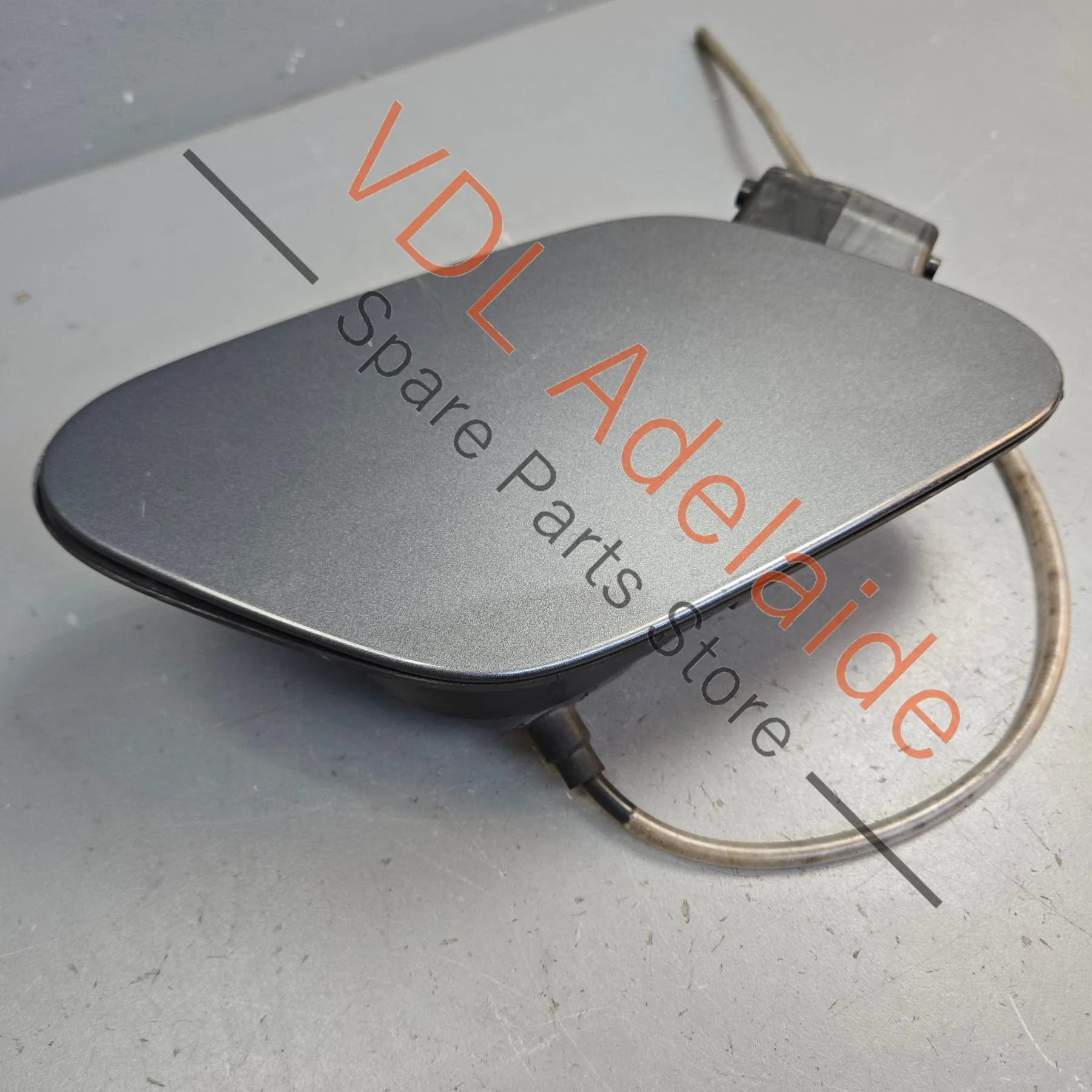 VW Golf MK7 Fuel Filler Flap Cap 5G0809909 5G0809857 Indium Grey LR7H X3X3 - Image 3