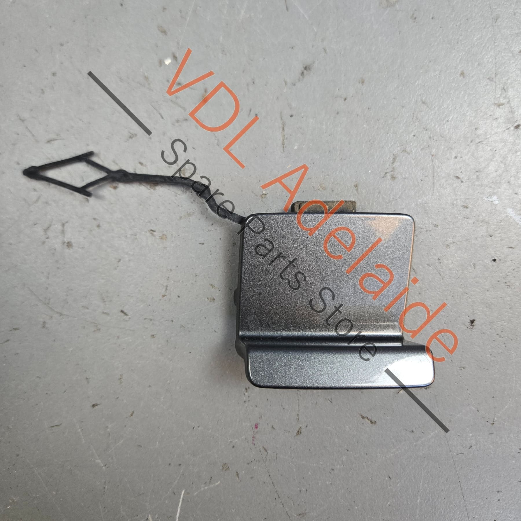 VW Golf R MK7.5 Rear Bumper Tow Hook Cover Cap 5G6807441A Indium Grey LR7H