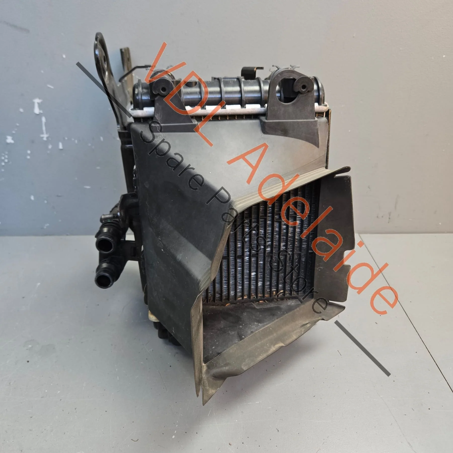 VW Golf R MK7 7.5 Front Left Small Additional Radiator Cooler Assembly 5Q0121251HA 5Q0121093BF 5G0117333C
