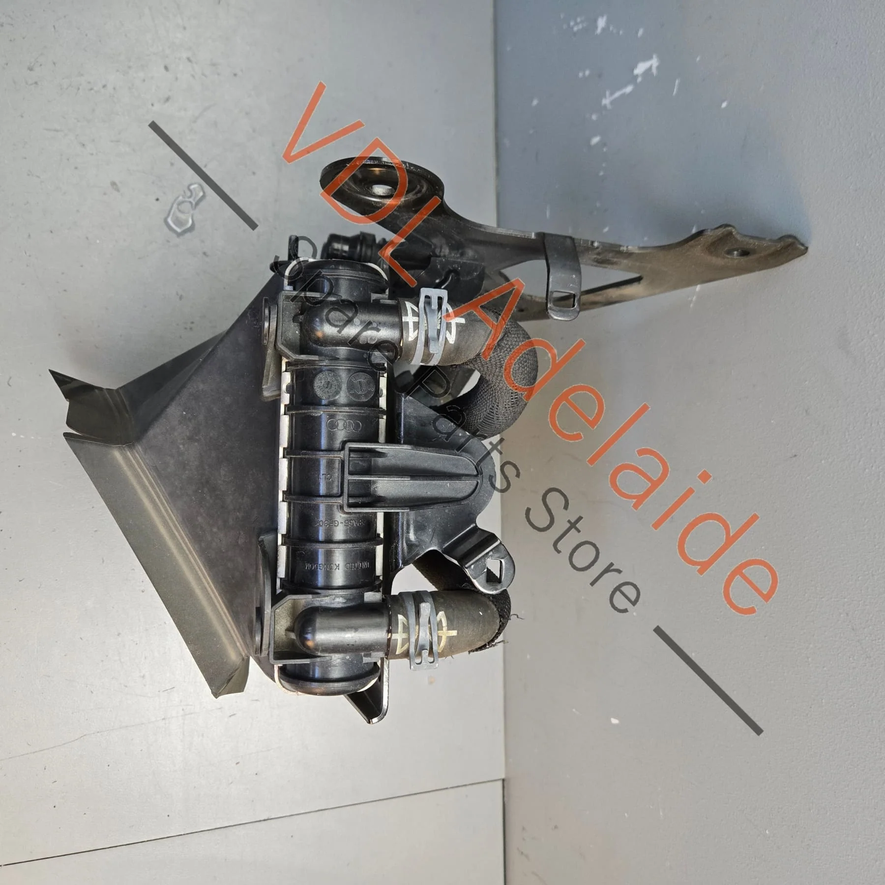 VW Golf R MK7 7.5 Front Left Small Additional Radiator Cooler Assembly 5Q0121251HA 5Q0121093BF 5G0117333C - Image 5