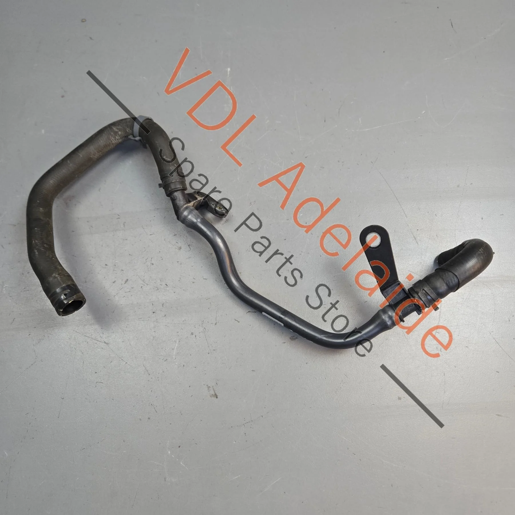 VW Golf R Coolant Radiator Hose Pipe 5Q0121070BT 5Q0121070BQ 5Q0121058AC