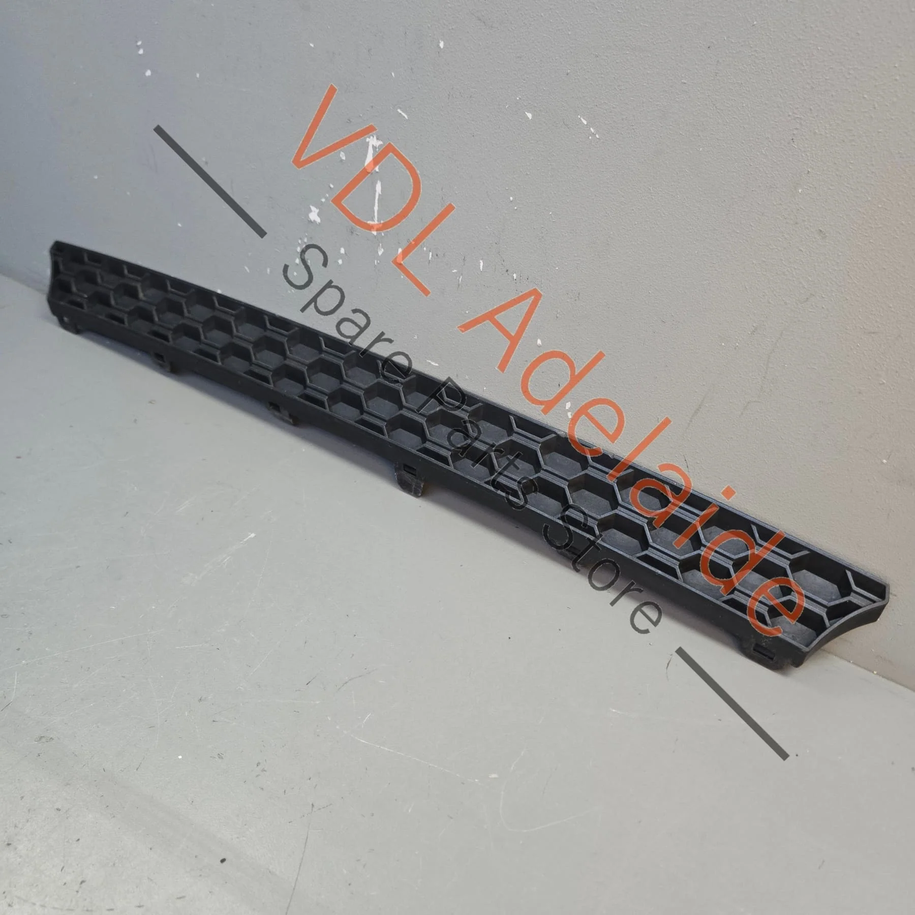 VW Golf R MK7.5 Rear Bumper Honeycomb Trim 5G6853333A