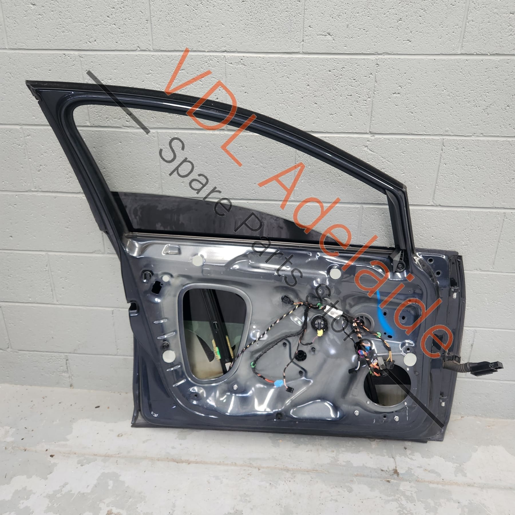 VW Golf MK7 Front Left Door Shell Panel Dark Iron Blue Metallic 8P8P LD5G - Image 6