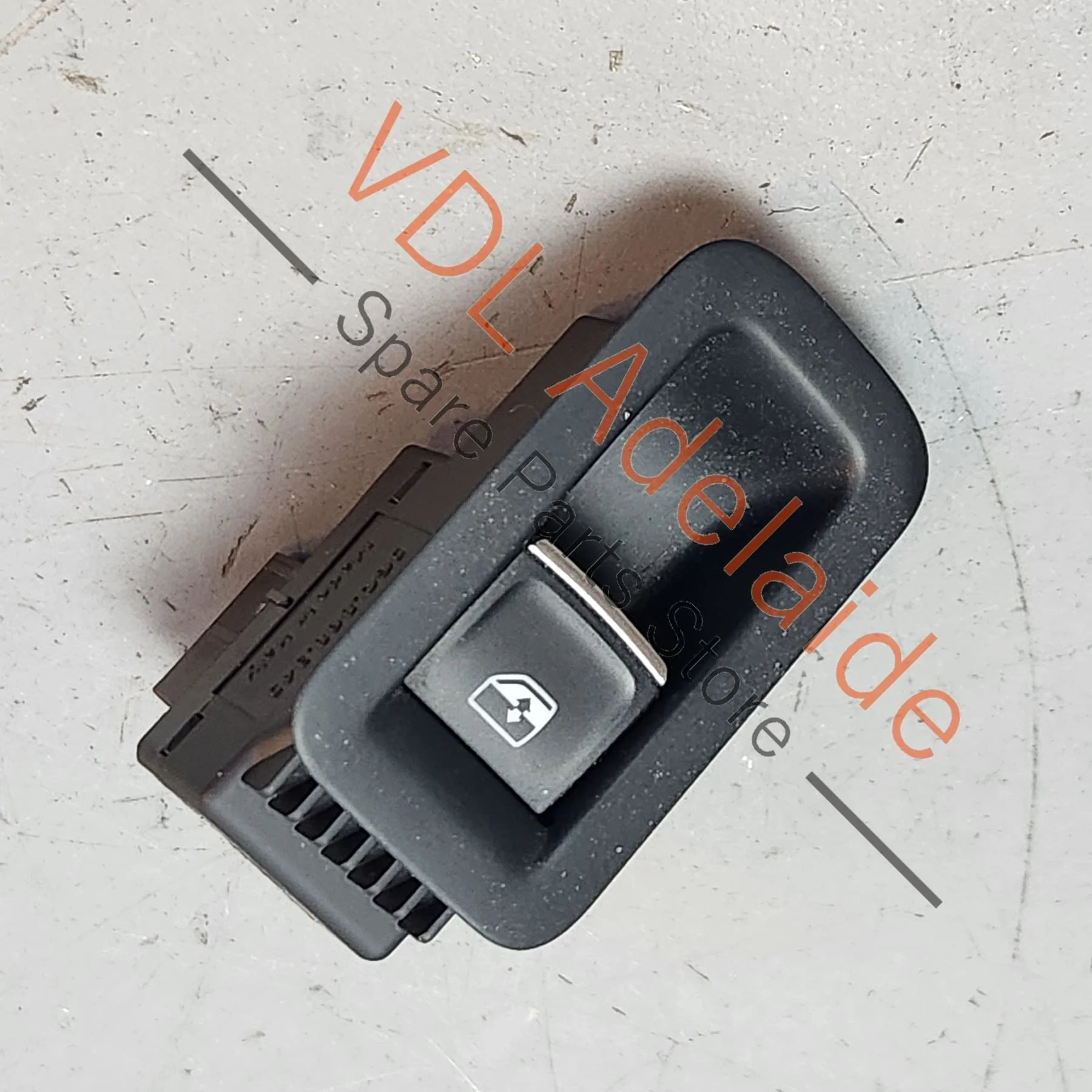 Volkswagen VW Highline Front or Rear Passenger Single Power Window Switch 5G0959855L