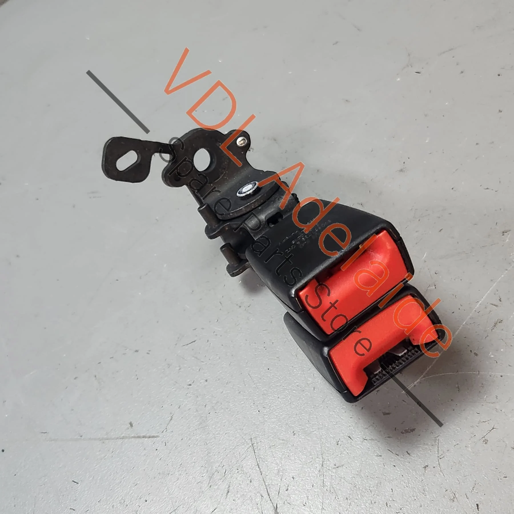 VW Golf MK7 Audi A3 S3 RS3 8V Rear Double Seat Belt Seatbelt Clip Clasp Catch 8V0857739 QVZ