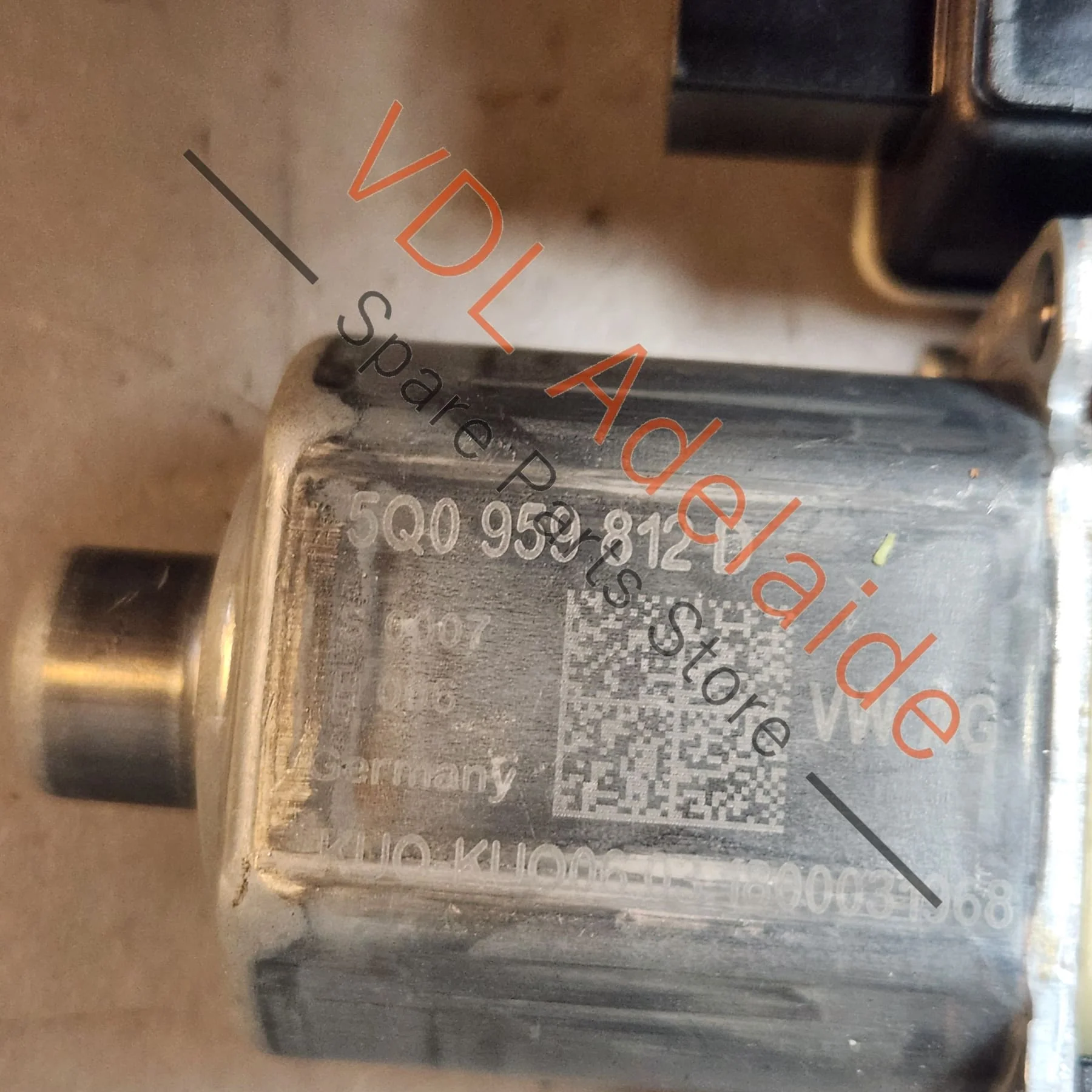 VW Golf MK7 Rear Right Window Regulator Motor 5Q0959408 5Q0959812D 0130822694 - Image 5