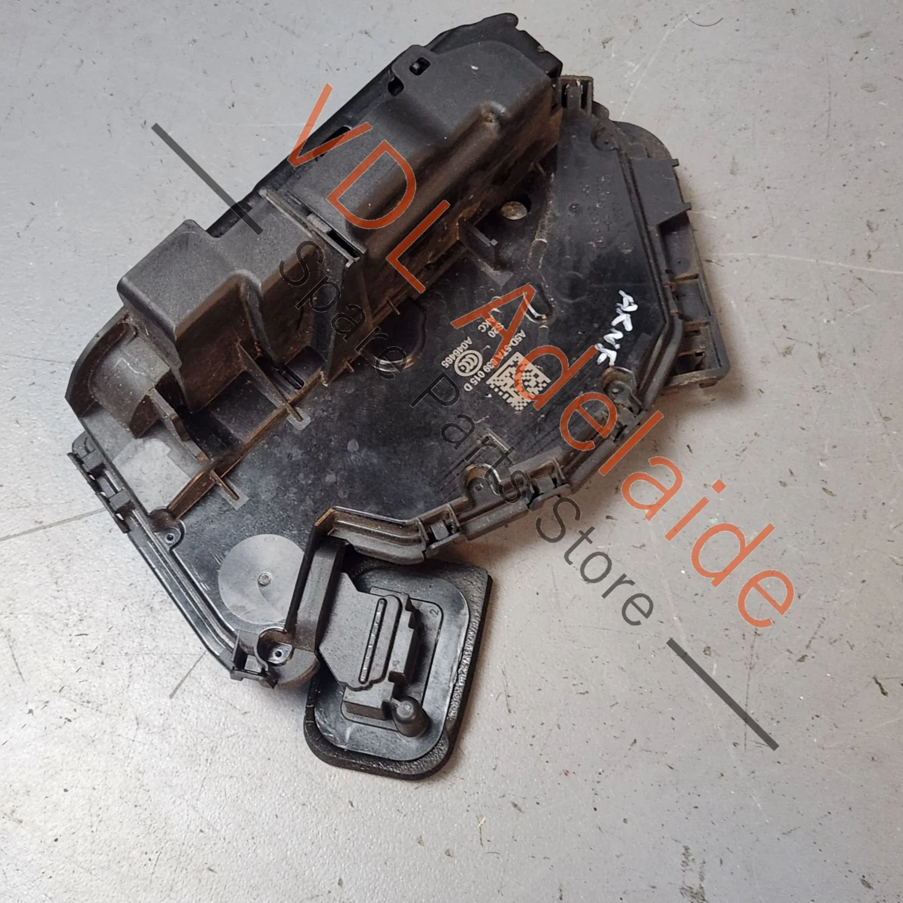 VW Golf Audi Q3 RSQ3 F3 Rear Left Door Lock Mechanism 5TA839015D