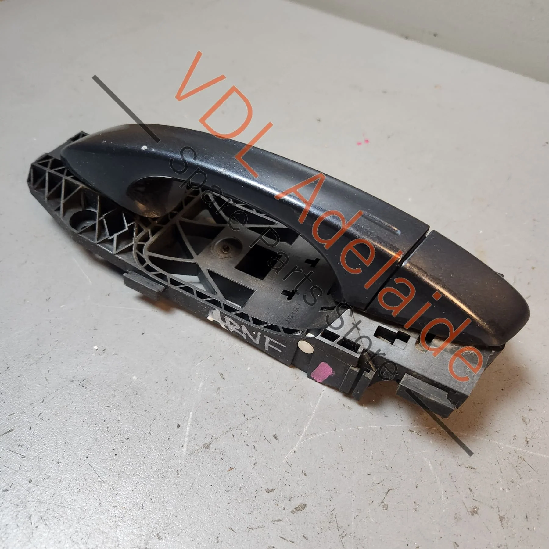 VW Golf MK7 7.5 Left Side Exterior Door Handle for Keyless Entry and Mounting Bar 5G0837205R GRU 5N0839885H Dark Iron Blue Metallic 8P8P LD5G