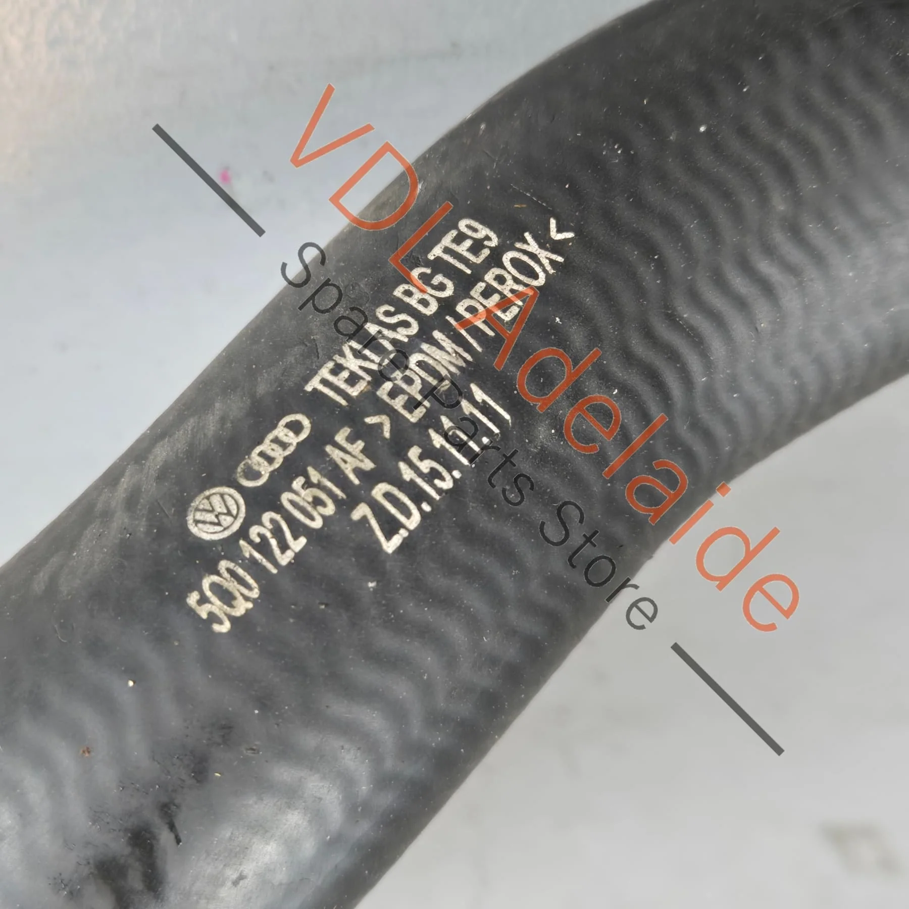 VW Golf R MK7 Lower Radiator Cooling Hose Pipe 5Q0122051EG 5Q0122051AF - Image 4