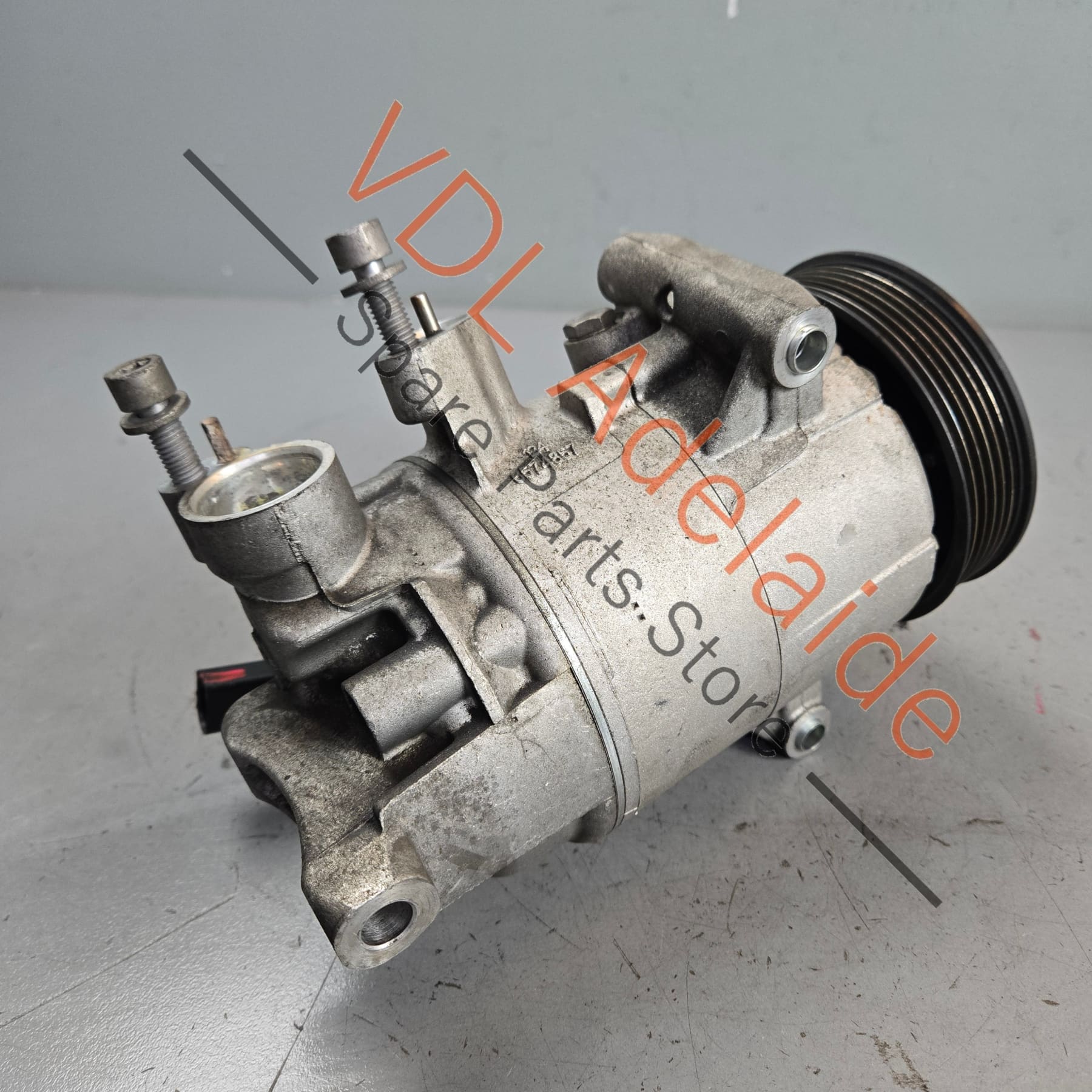 VW Audi AC Compressor 5Q0820803D 5Q0820803F 5Q0820803K - Image 4