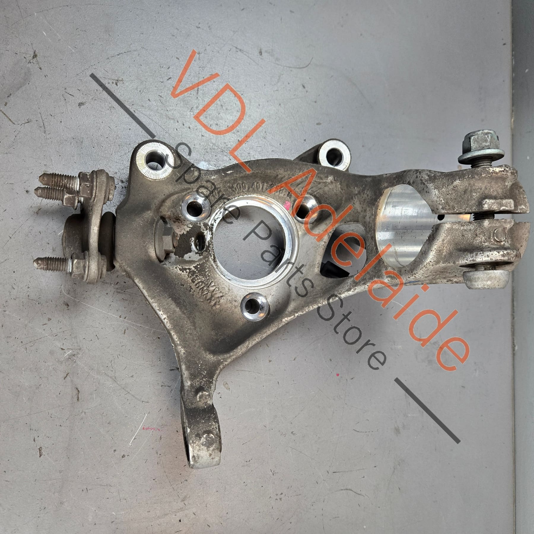 VW Golf R MK7 7.5 Front Right Wheel Bearing Housing 85mm 5Q0407258A 5Q0407254A - Image 2