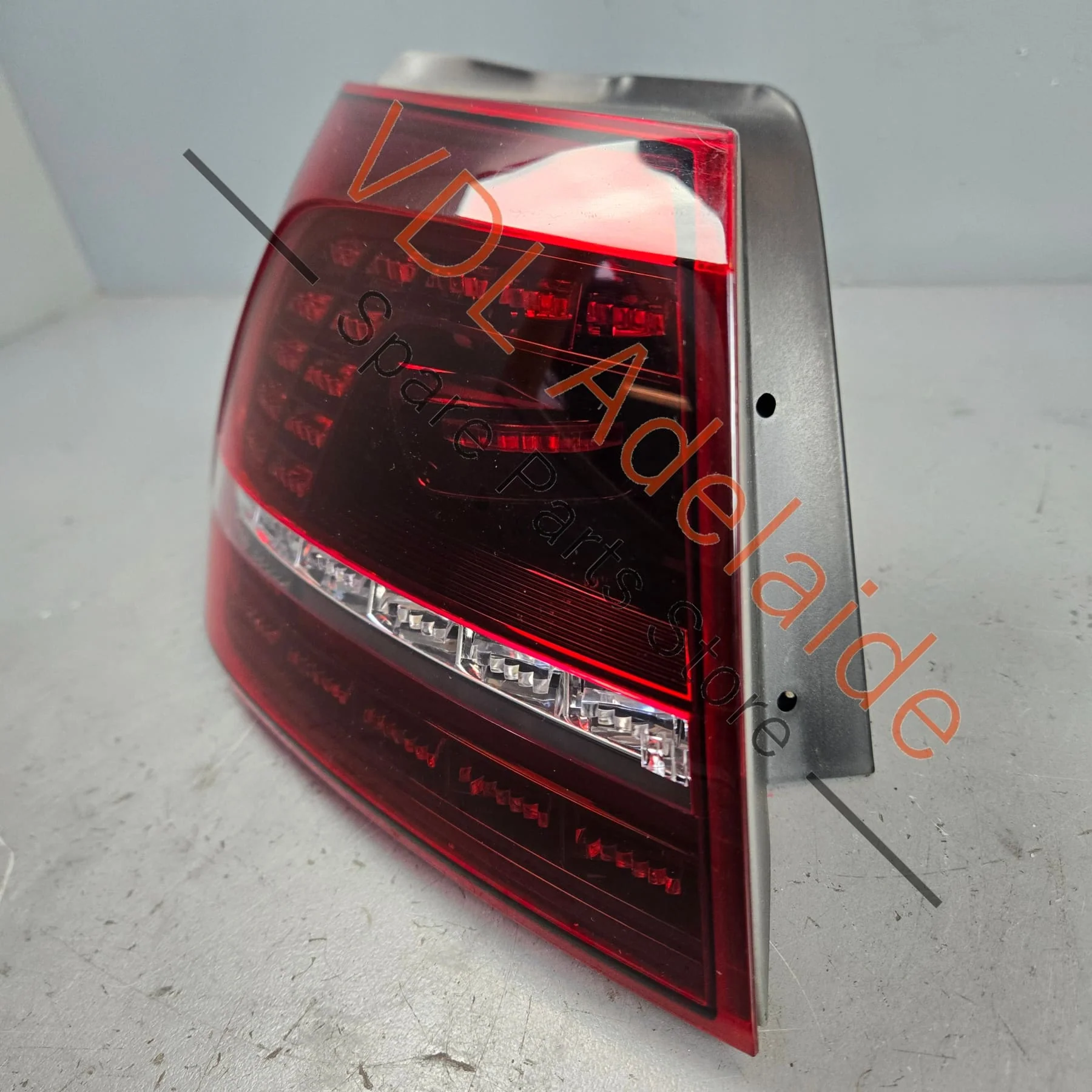 VW Golf MK7 R Left Outer LED Tail Light Taillight 5G0945207C - Image 2