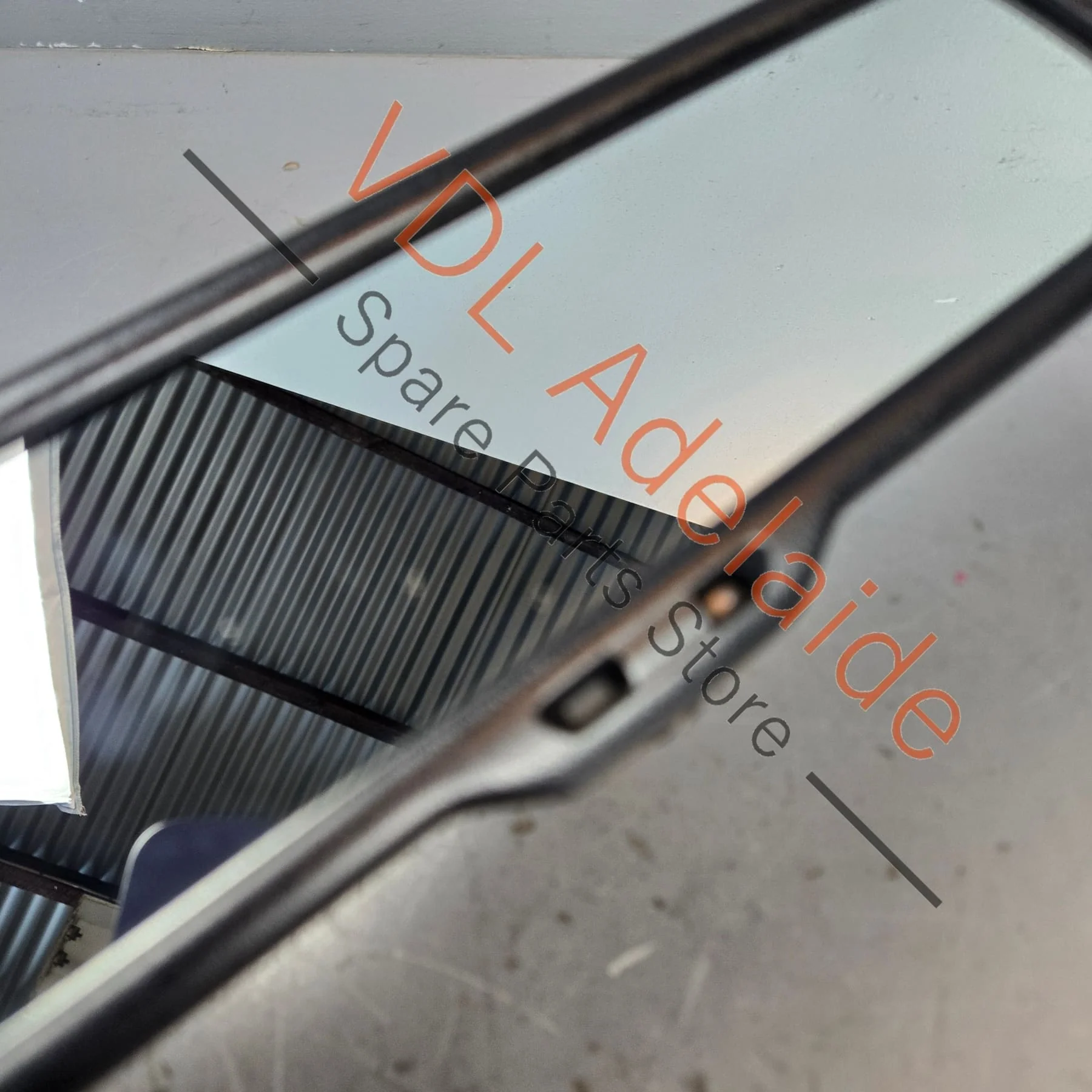 VW Tiguan Golf Interior Mirror Automatic Anti-Dazzle 7N0857511L 9B9 - Image 3