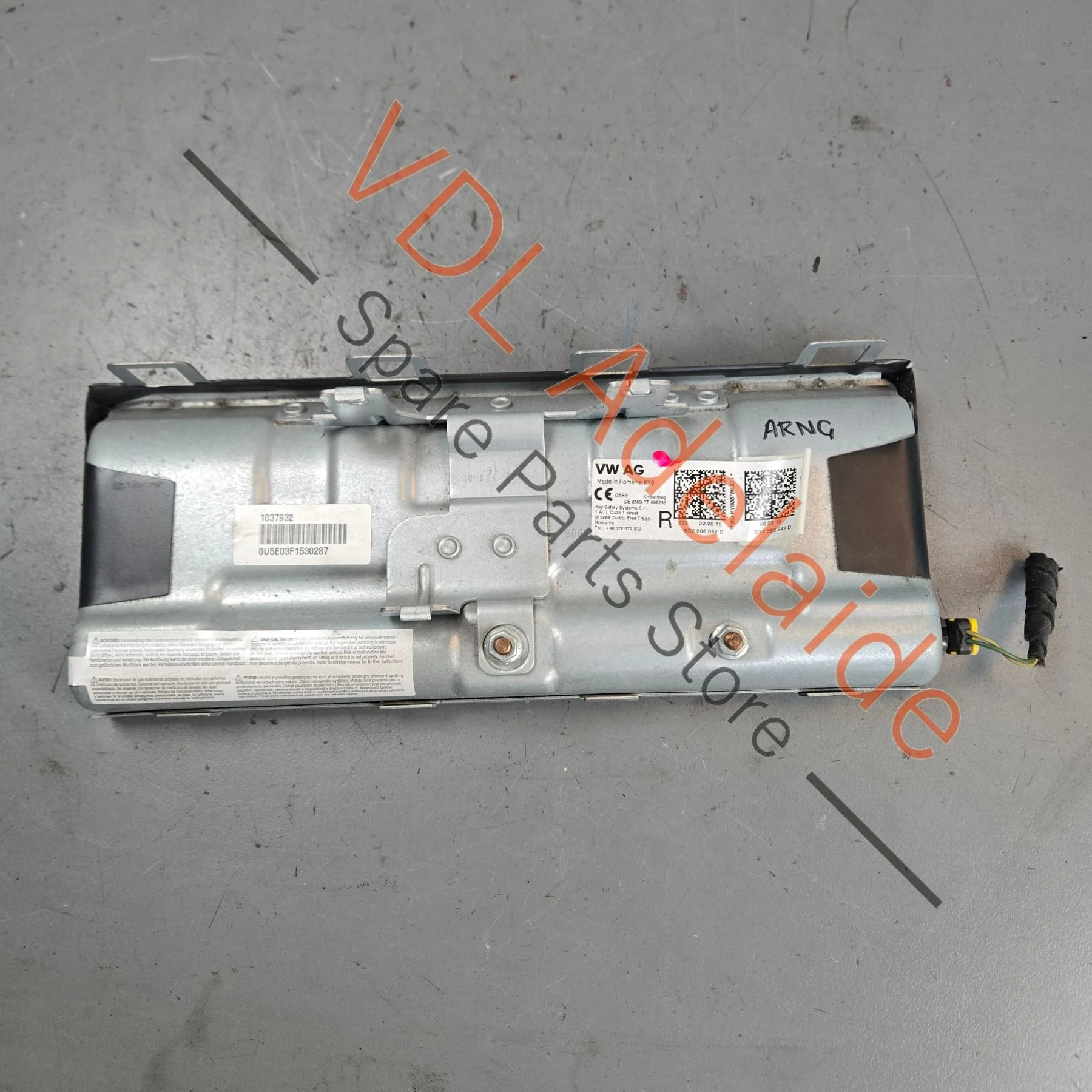 VW Golf MK7 Front Right Drivers Knee Kneebag Airbag 5G2880842D - Image 2