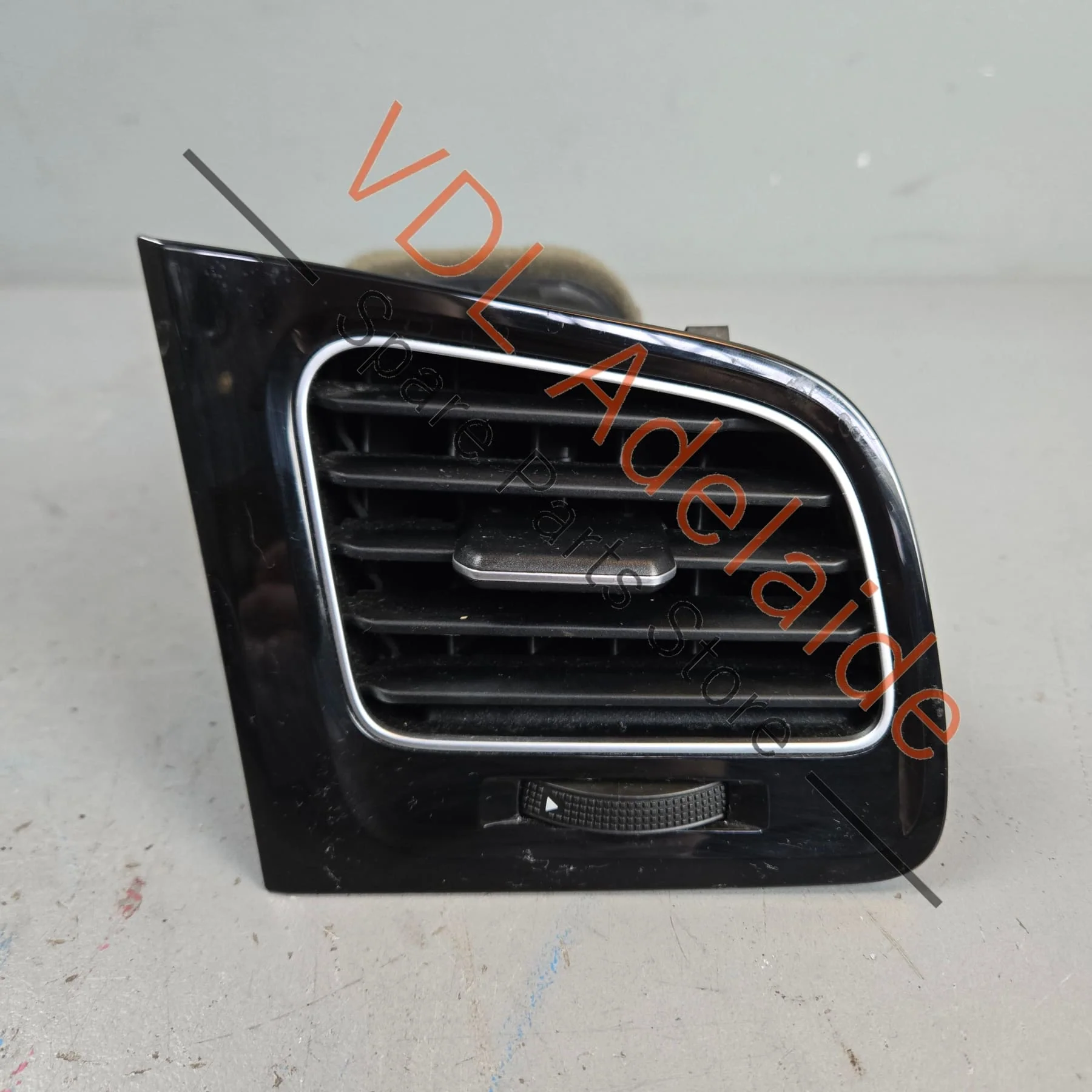 VW Golf MK7 7.5 Right Side Dash Air Vent AC 5G2819704H QYI Gloss Black 5G2819710