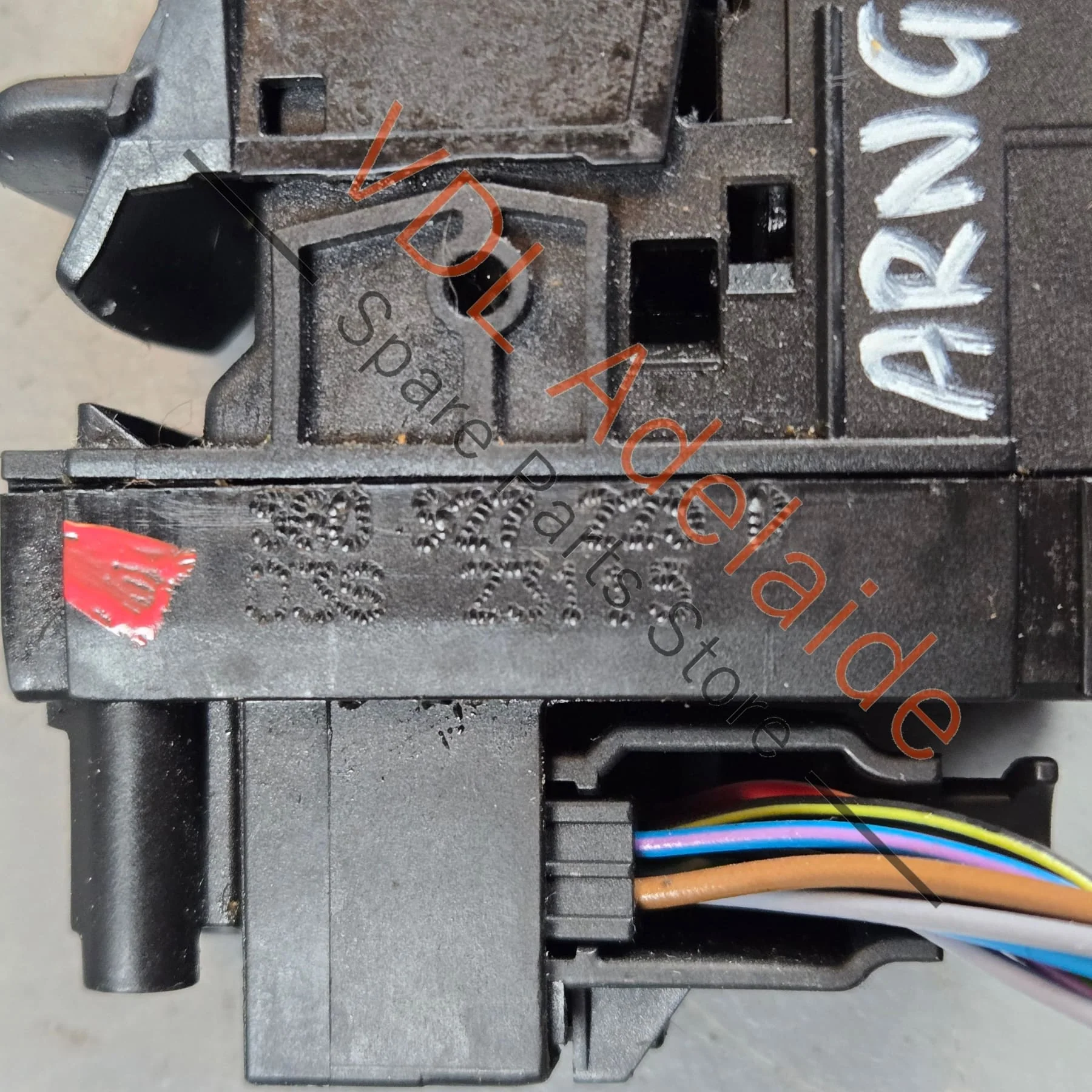 VW Golf MK7 7.5 EPB Park Brake Switch Centre Console 5G0927225D - Image 3