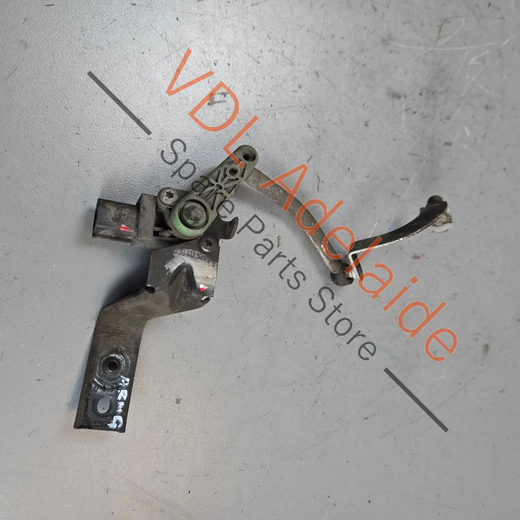 VW Golf MK7 7.5 Front Left Suspension Level Sensor With Poles 5Q0412521C