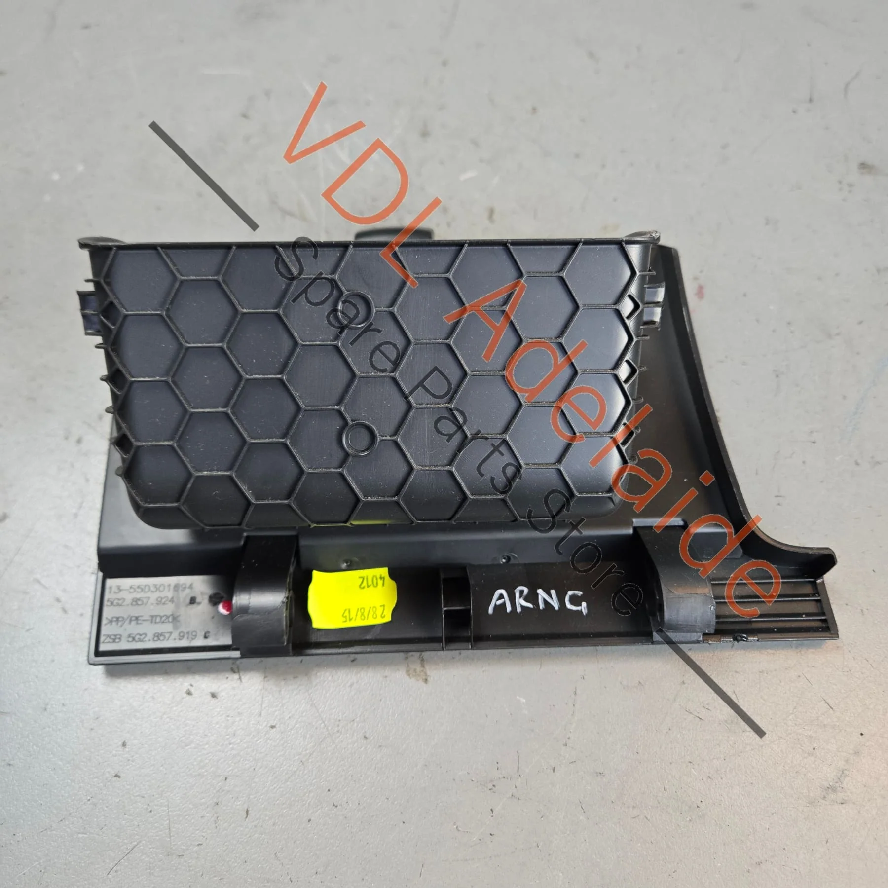VW Golf MK7 Drivers Side RHS Glove Storage Compartment 5G2857919C 82V 5G2857924 - Image 3