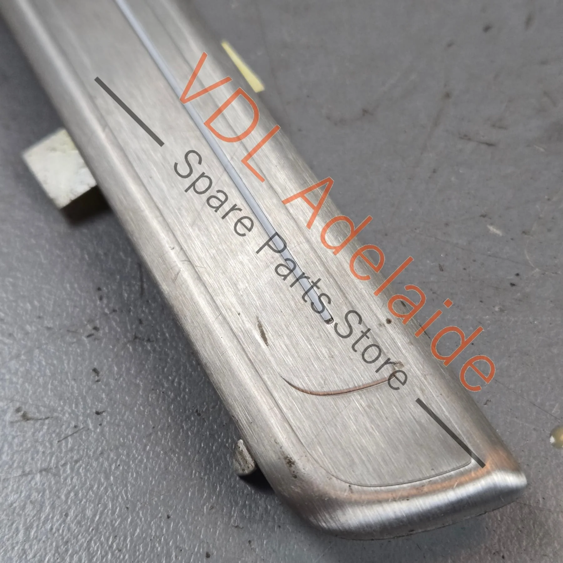 VW Golf R Illuminated Sill Panel Door Entry Strip Light Left 5G4853370K DAT - Image 2