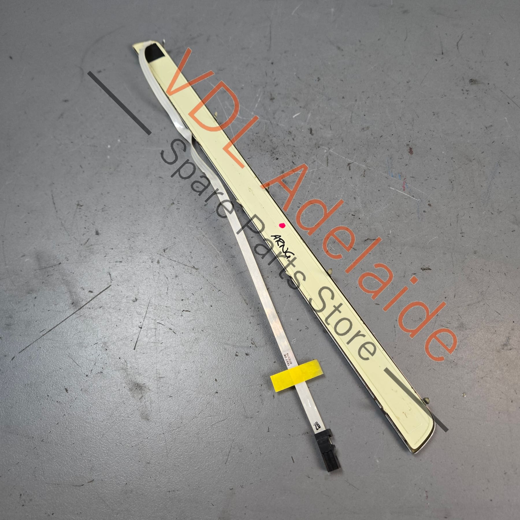 VW Golf R Illuminated Sill Panel Door Entry Strip Light Left 5G4853370K DAT - Image 5