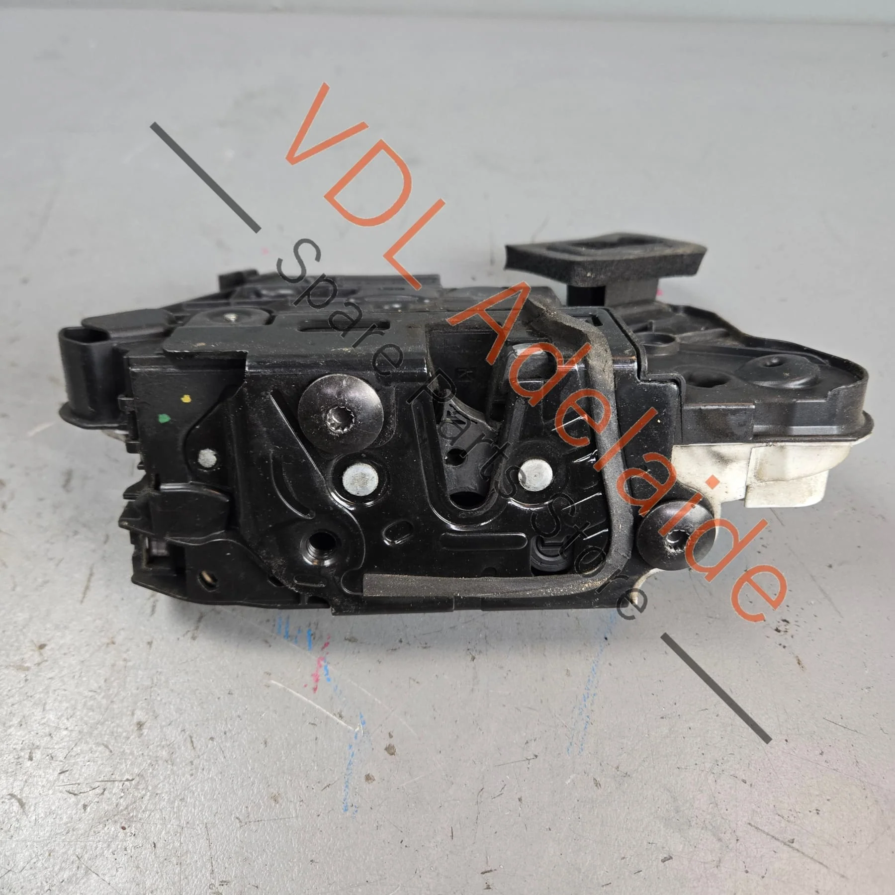 VW Golf Front Right Side Door Lock Actuator 5K2837016D 5K2837016H - Image 4