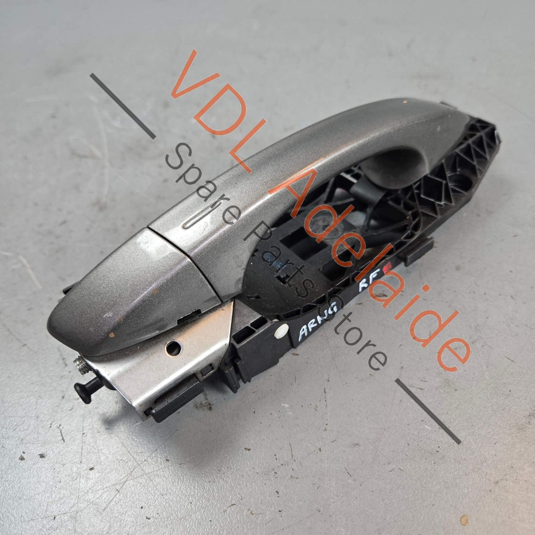 VW Golf R MK7 7.5 Kessy Exterior Door Handle Front Right Keyless Entry 5G0837206Q Limestone Grey
