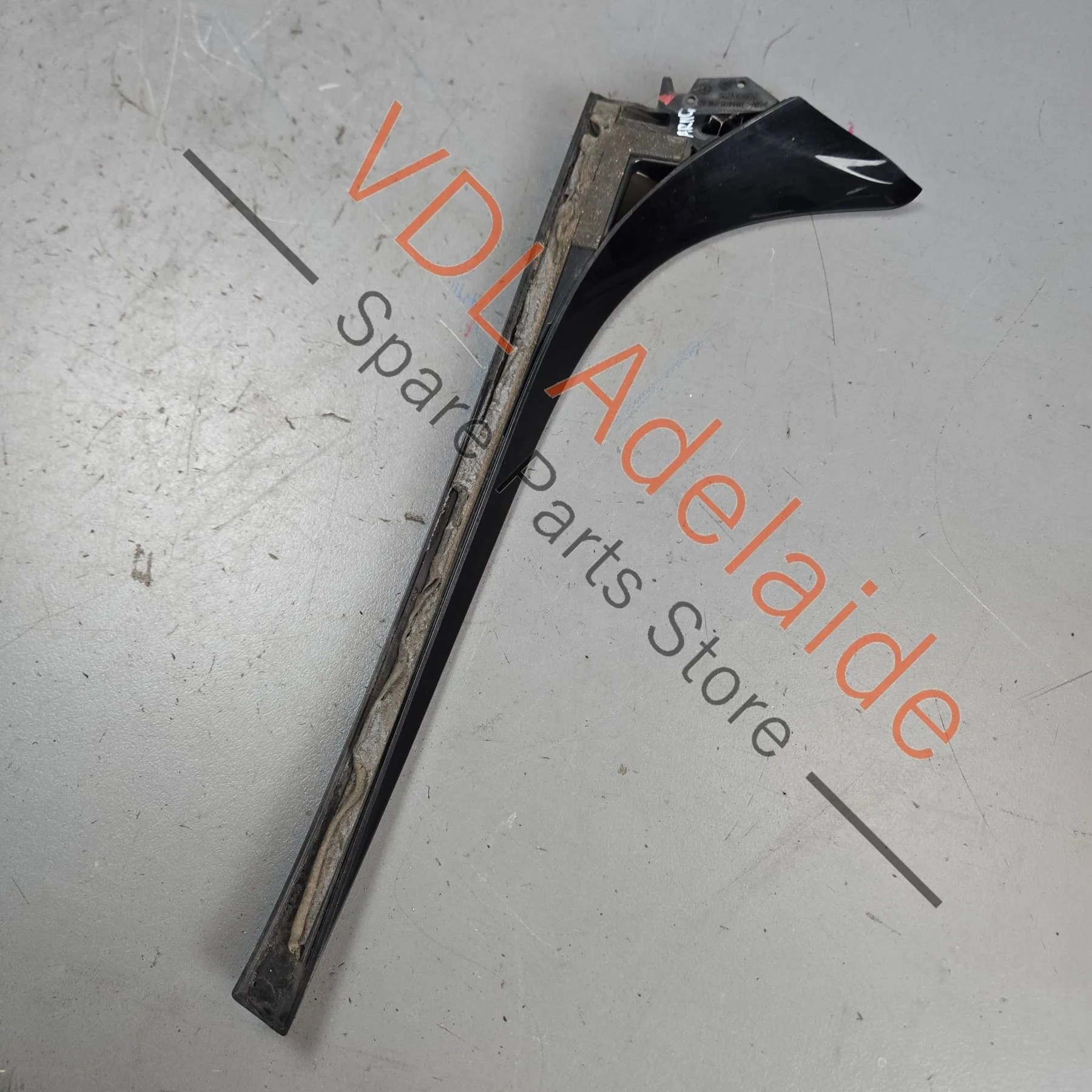 VW Golf MK7 7.5 Gti R Right Rear Window Spoiler Trim Molding 5G6805946C 041 - Image 4