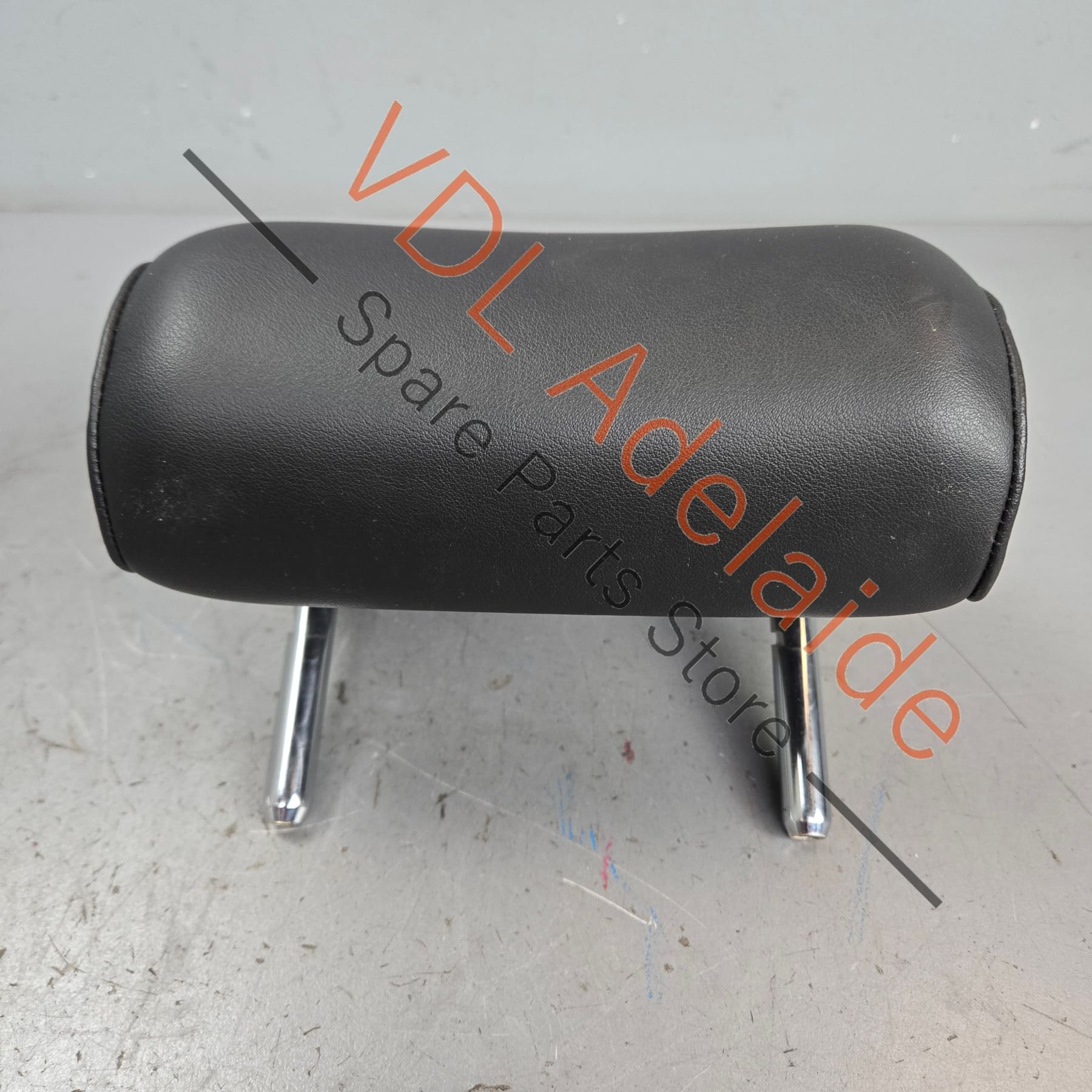 VW Golf R MK7 Rear Middle Centre Headrest 5G0885902T DYF - Image 5
