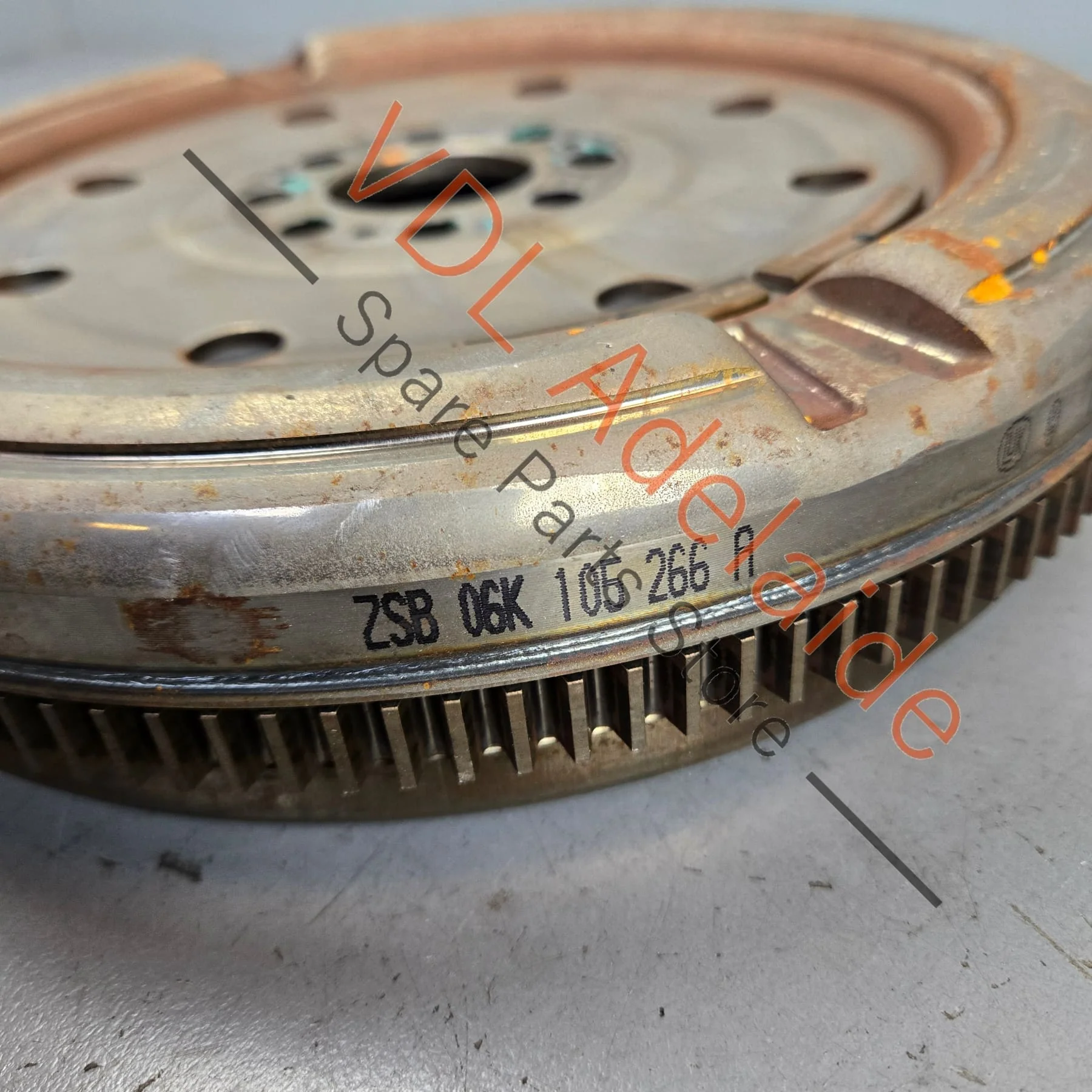 Golf R MK7 Dual Mass DSG Flywheel 06K105266A - Image 4