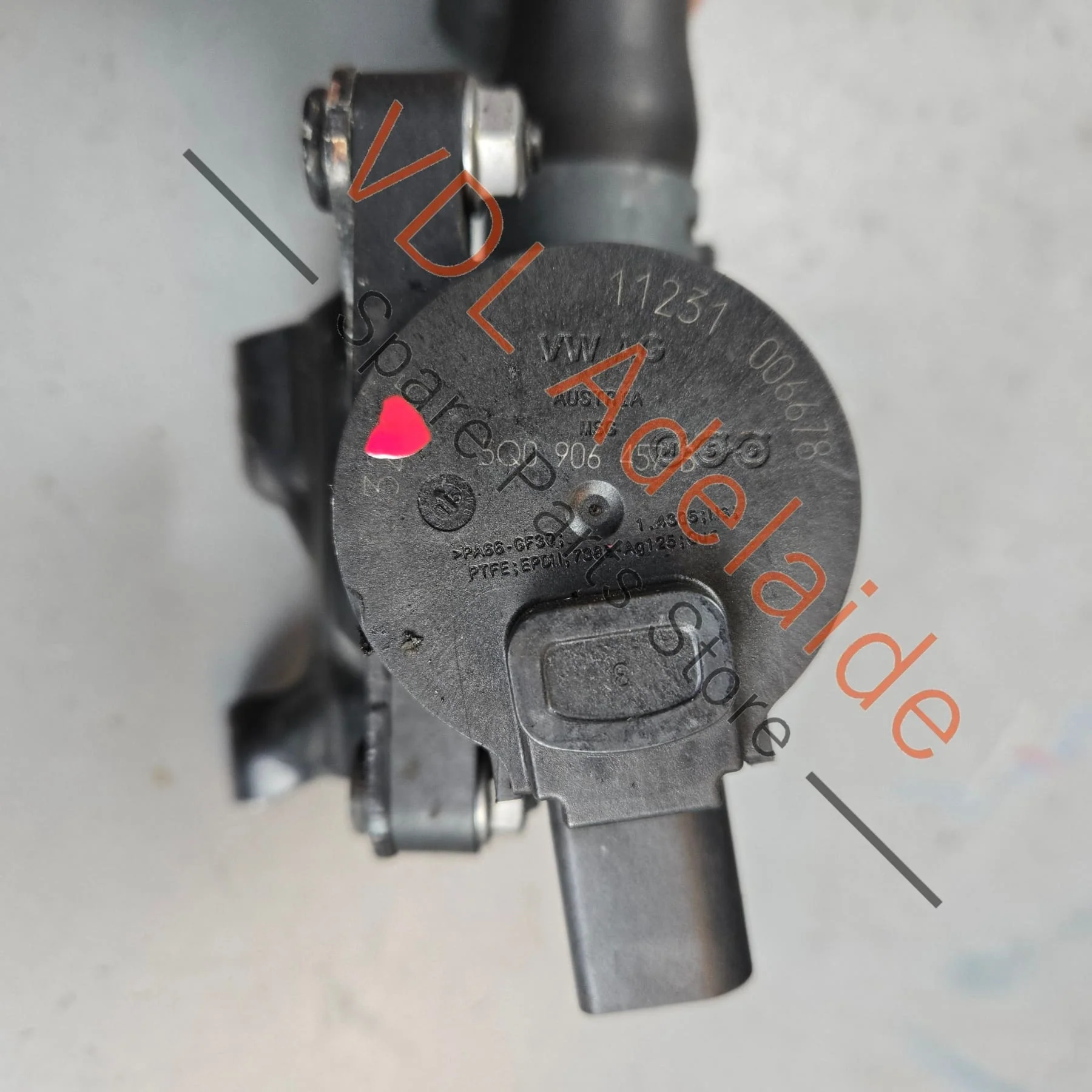 VW Golf MK7 R Coolant Solenoid Shut Off Valve 5Q0122093A 5Q0906457B - Image 3