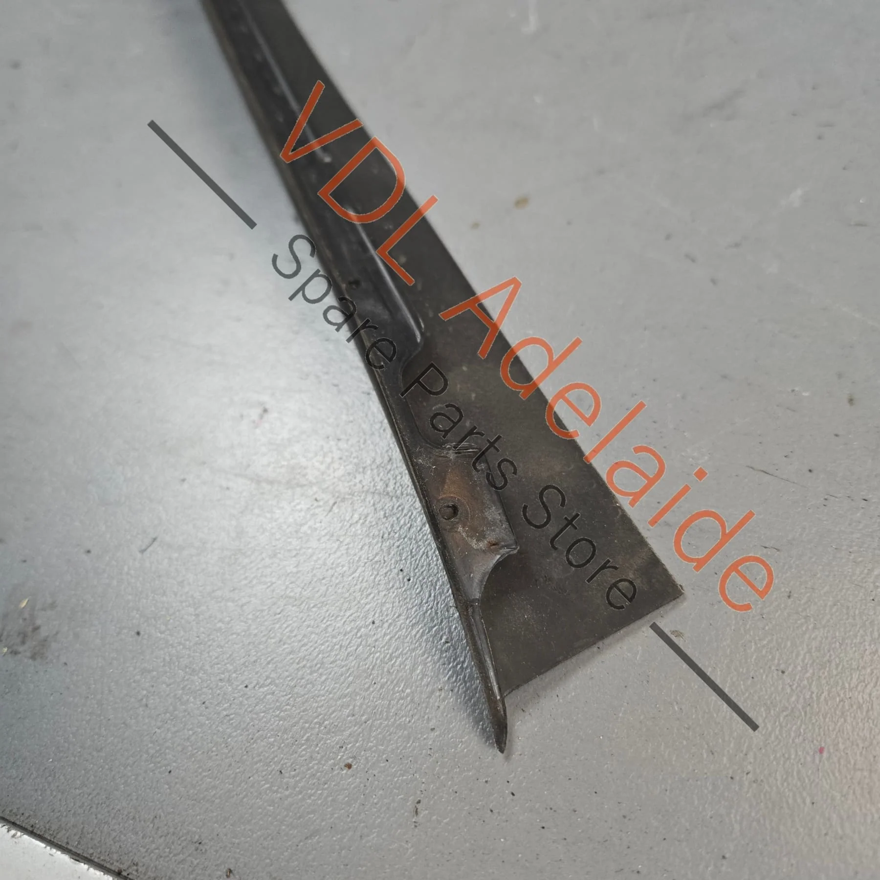 VW Golf MK7 Left Windscreen Water Deflector Edge Strip Trim Air Guide 5G0854327B - Image 4