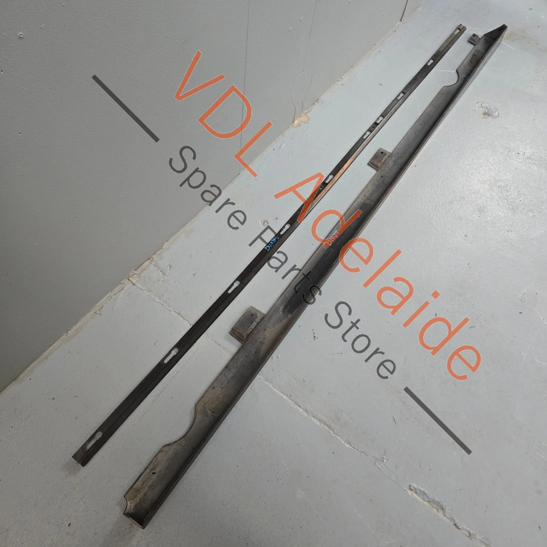 VW Golf R MK7 LHS Left Widened Sill Panel Sideskirt Rocker Panel Cover Trim Moulding 5G0853855