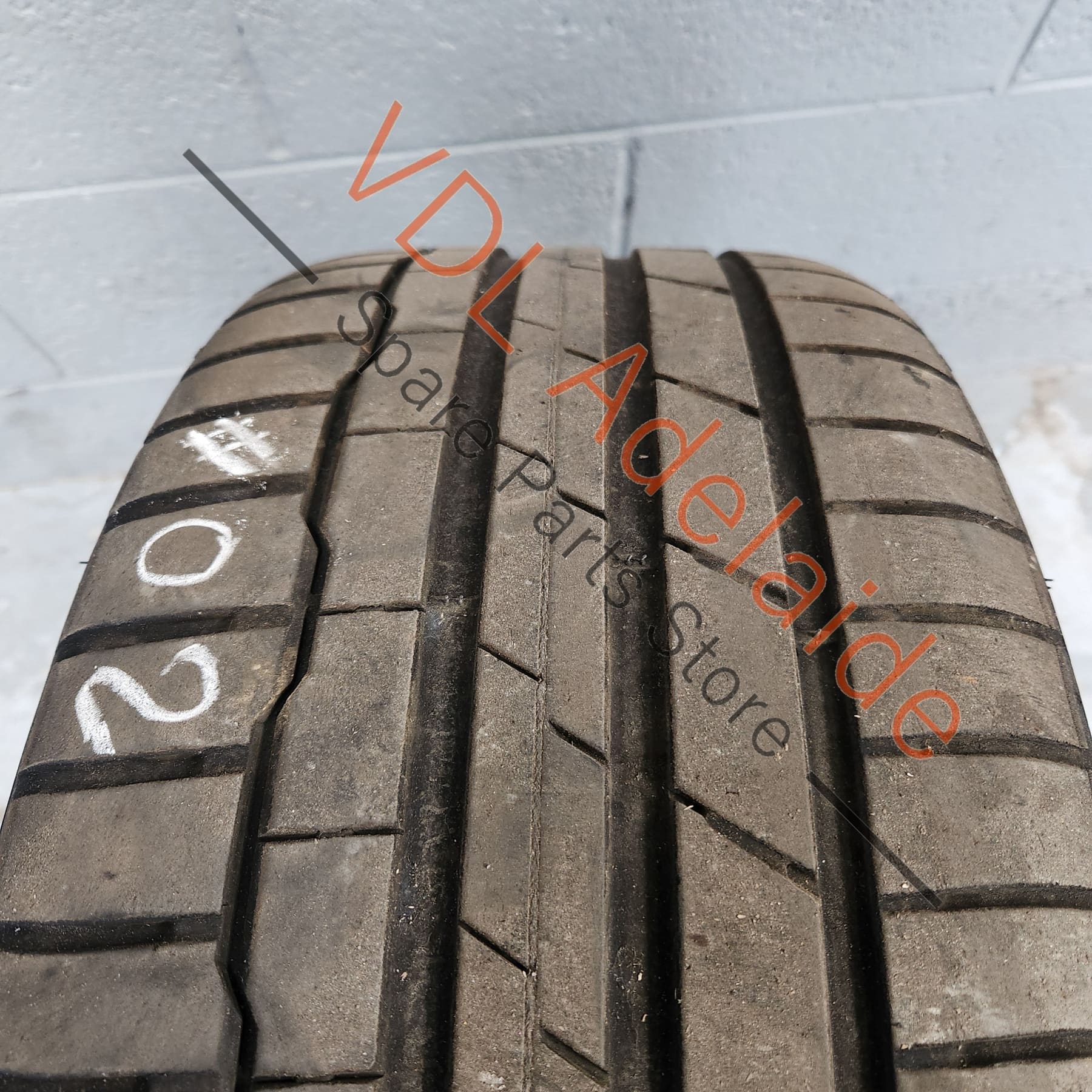 VW Golf 19in Pretoria style alloy wheel Straight & free of cracks 19x8.5 ET 45 #02 - Image 4