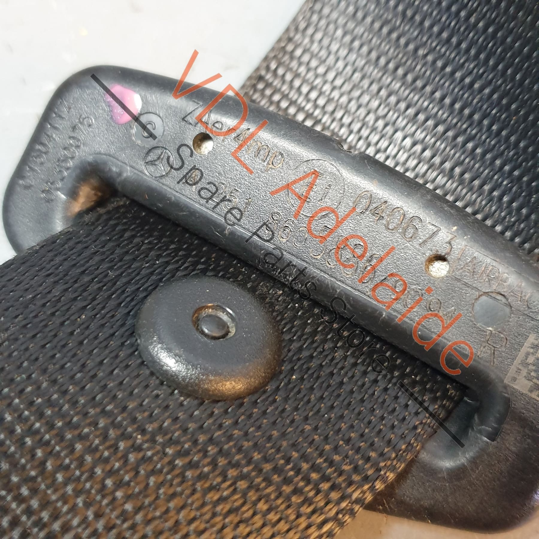 Mercedes W164 Front Right Seatbelt A2518605886 - Image 2