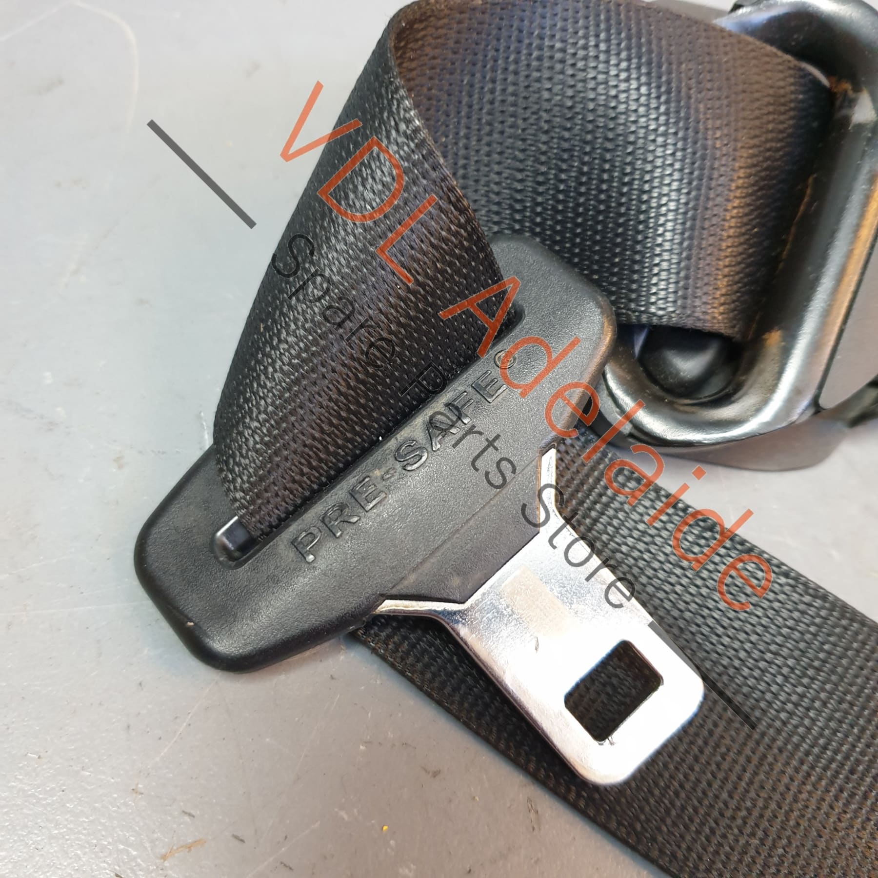 Mercedes W164 Front Right Seatbelt A2518605886 - Image 6